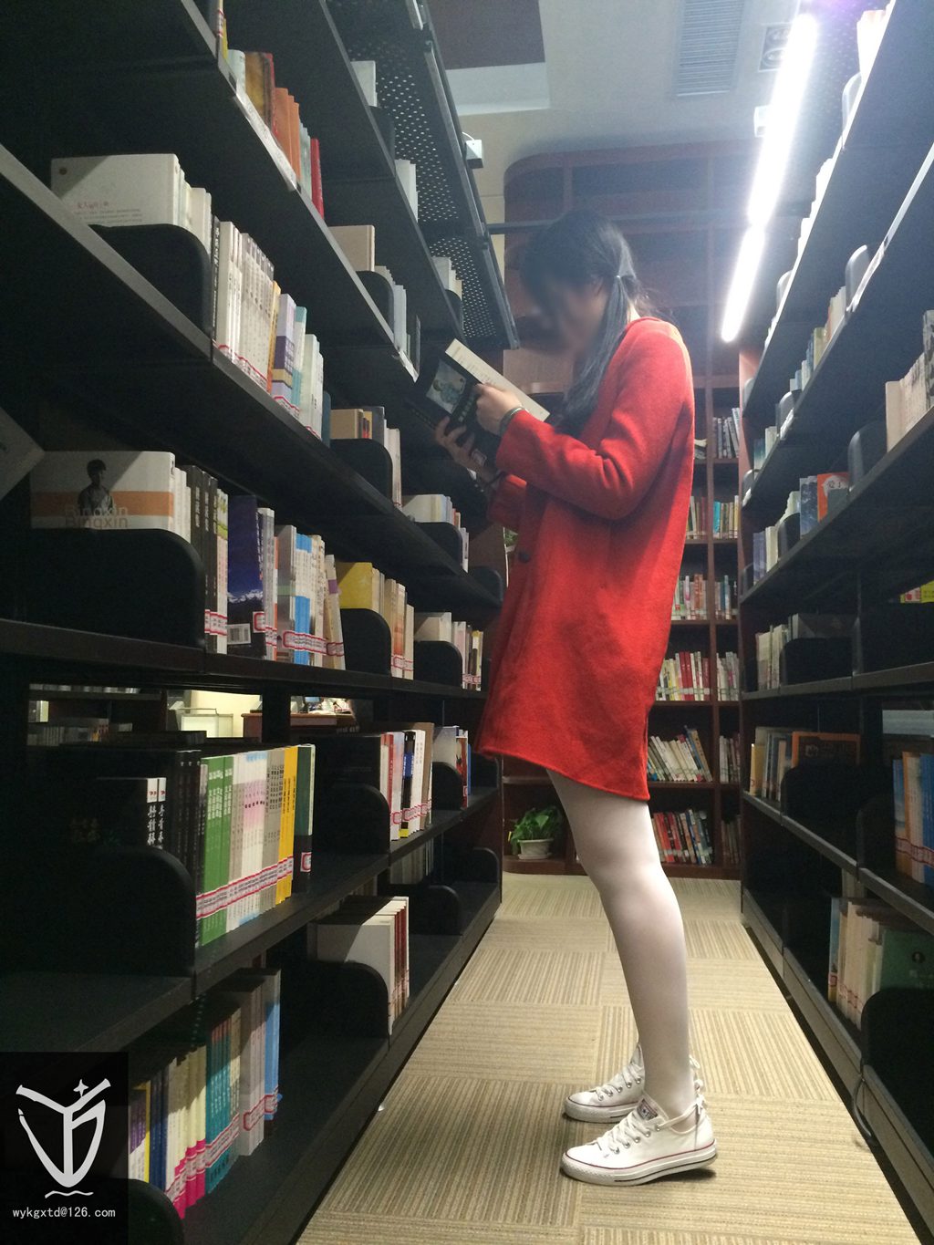 YJ街拍 NO.012 白丝帆布鞋（37码匡威）[72P/64MB] YJ-第1张