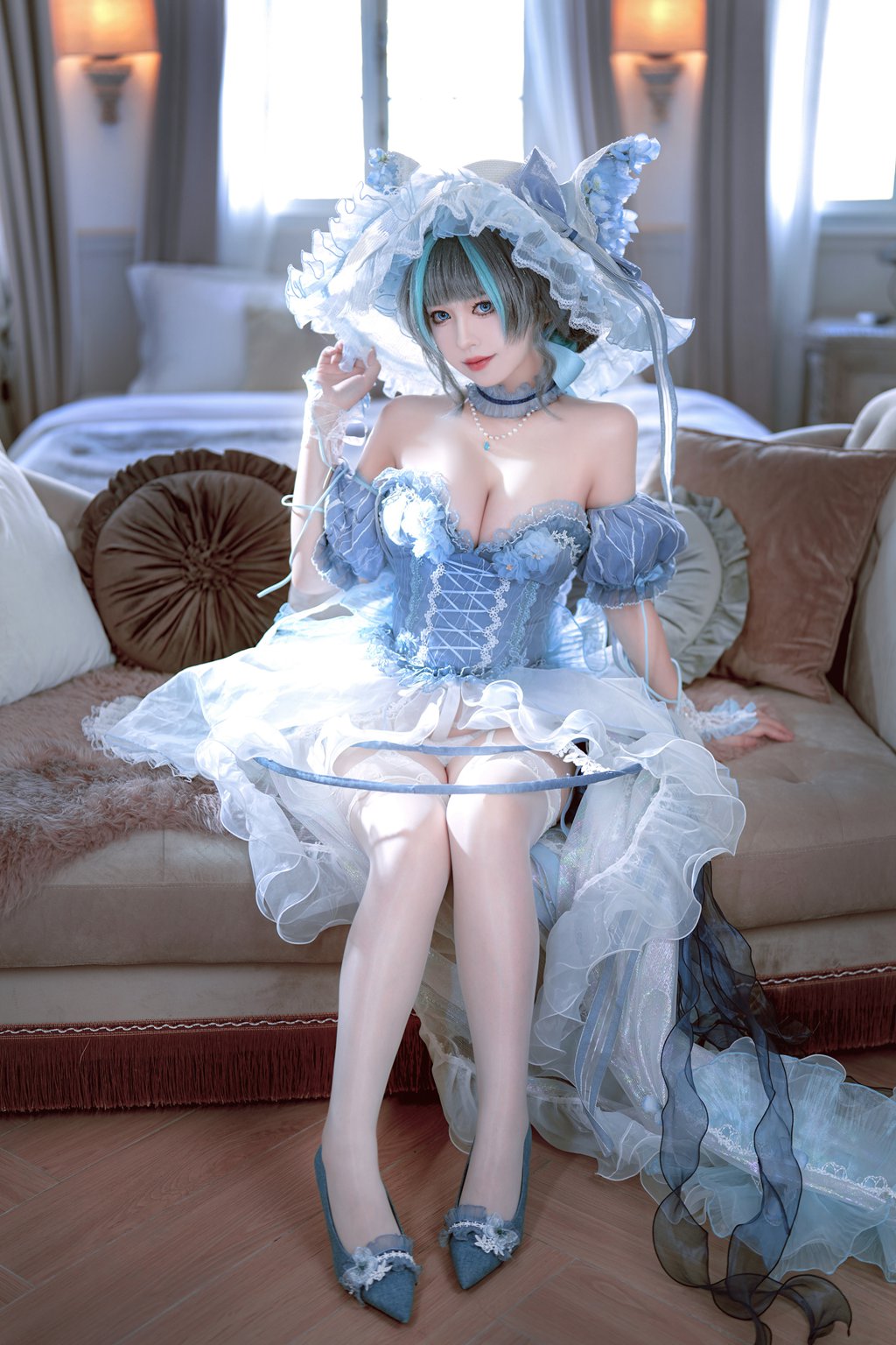 人气动漫Coser@半半子 ェシャー廃稿礼装 [66P9V-688MB] 网红写真-第1张