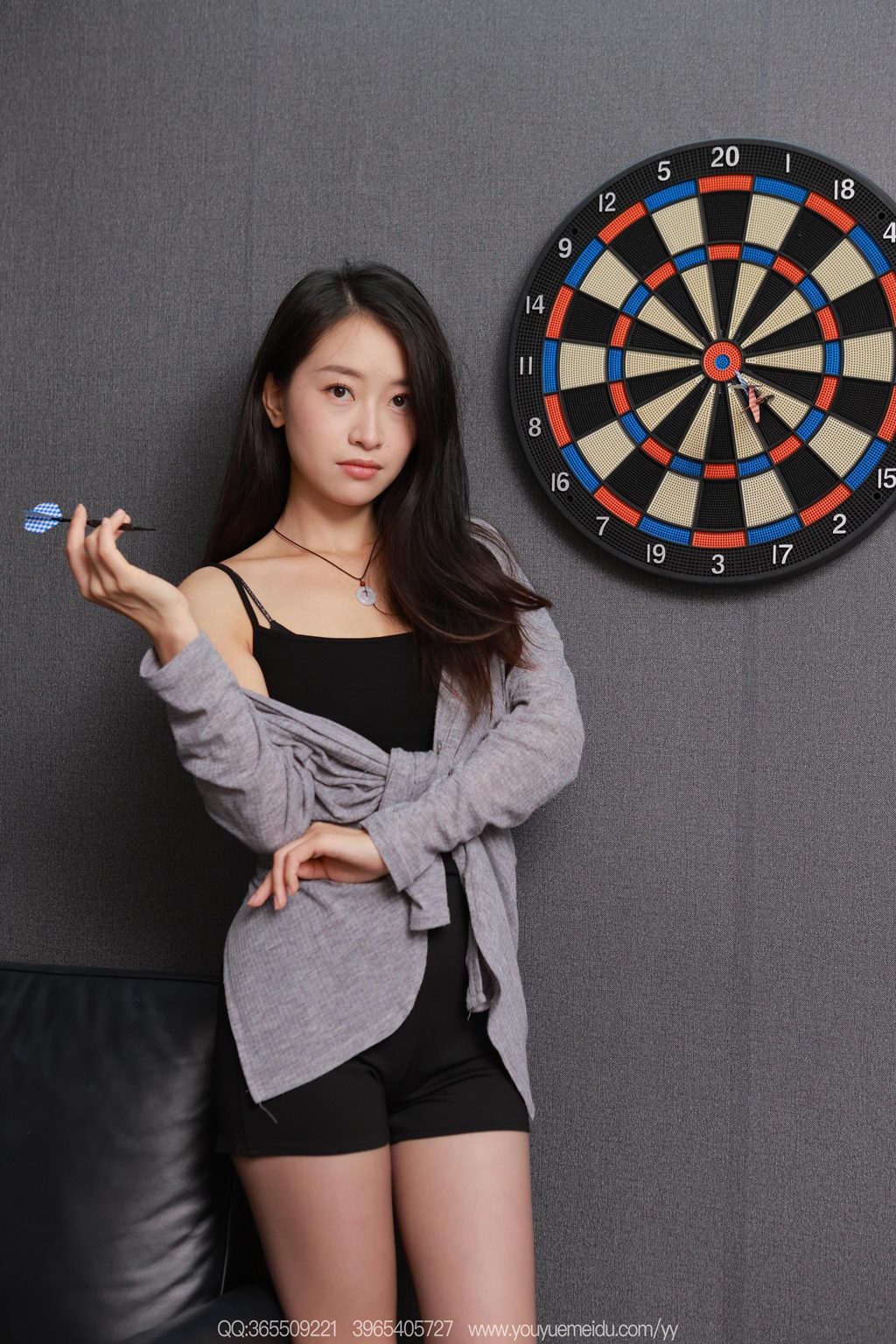 [IESS异思趣向] 2025.09.30 丝享家 2171 小婕《射中靶心（上）》[88P/102MB] IESS异思趣向-第1张