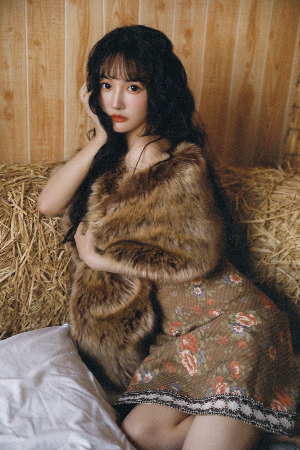 人气Coser@遇见初夏 入冬[11P-157MB] 网红写真-第1张