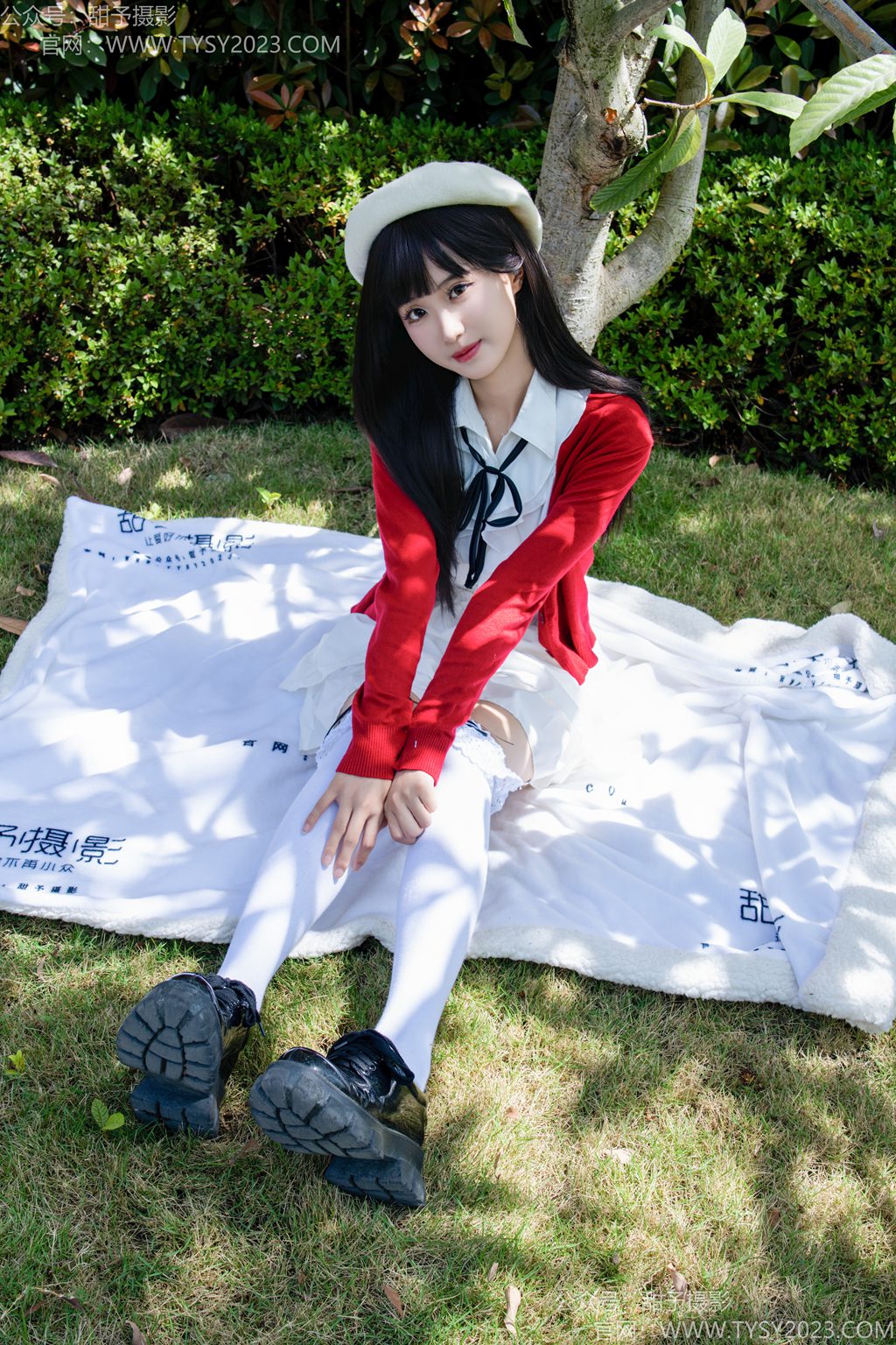 [甜予摄影] NO.197 小甜桃-皮鞋、大腿袜、裸足 [143P/2V/9.01GB] 年费专享-第1张