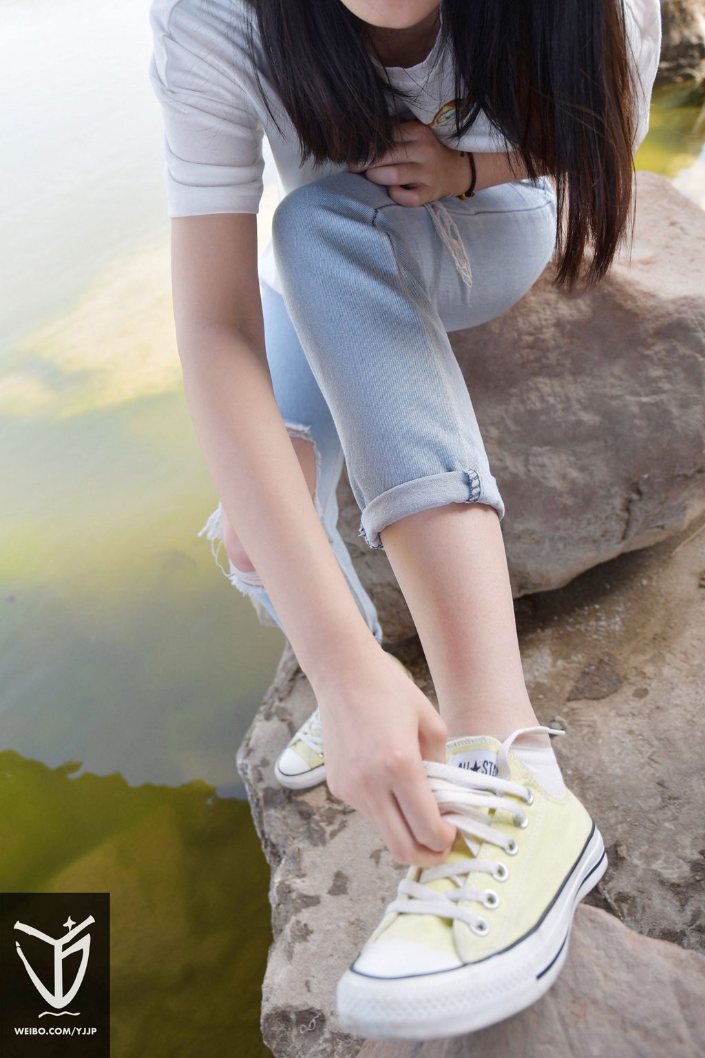 YJ街拍 NO.019 与帆布鞋女孩的郊游~（黄色匡威+两双白袜）[167P/150MB] YJ-第1张