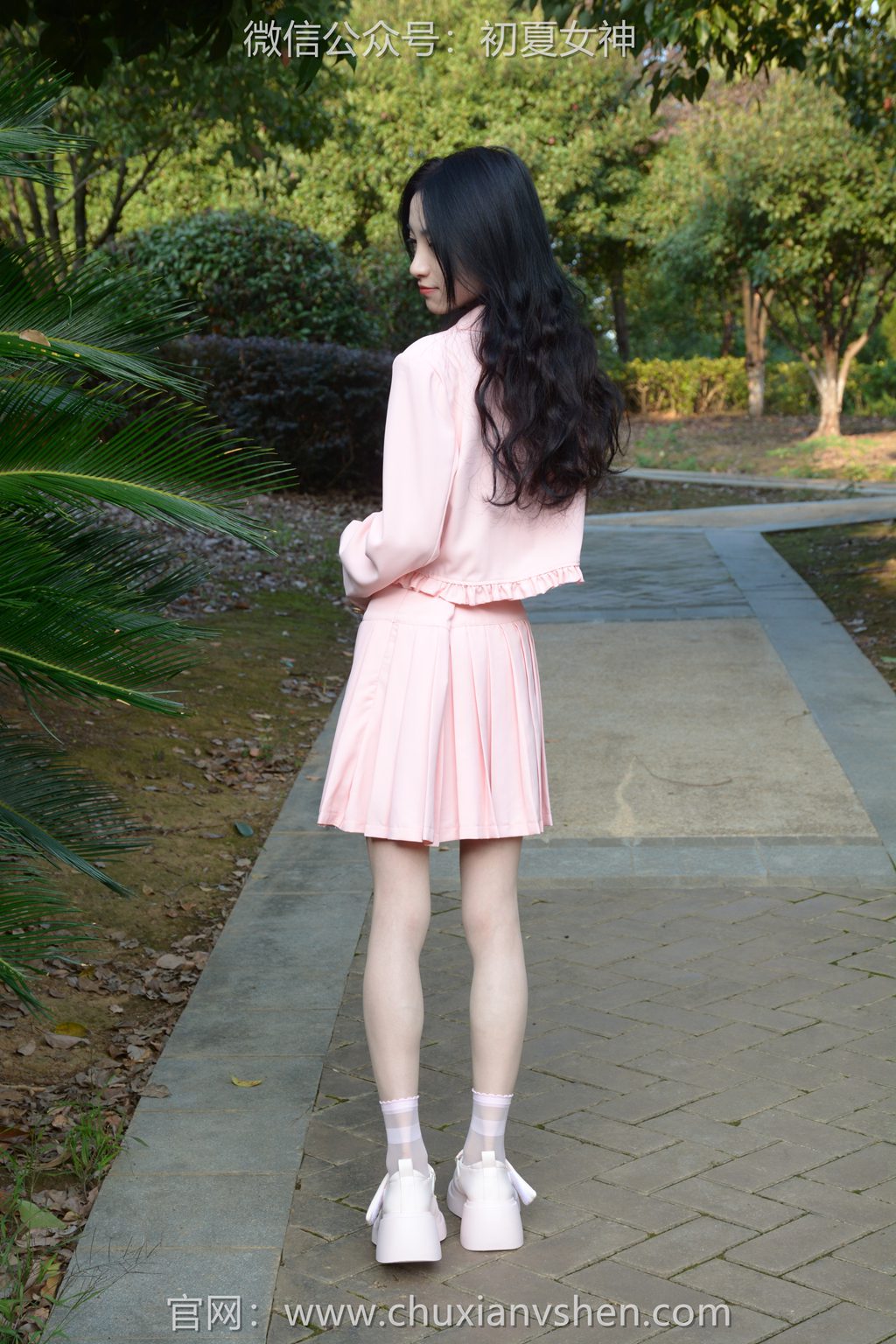 [初夏女神] NO.306 柒柒~《秋天香风》她们说我像BABY，就是我太瘦了点 [95P/3.20GB] 其它写真-第1张