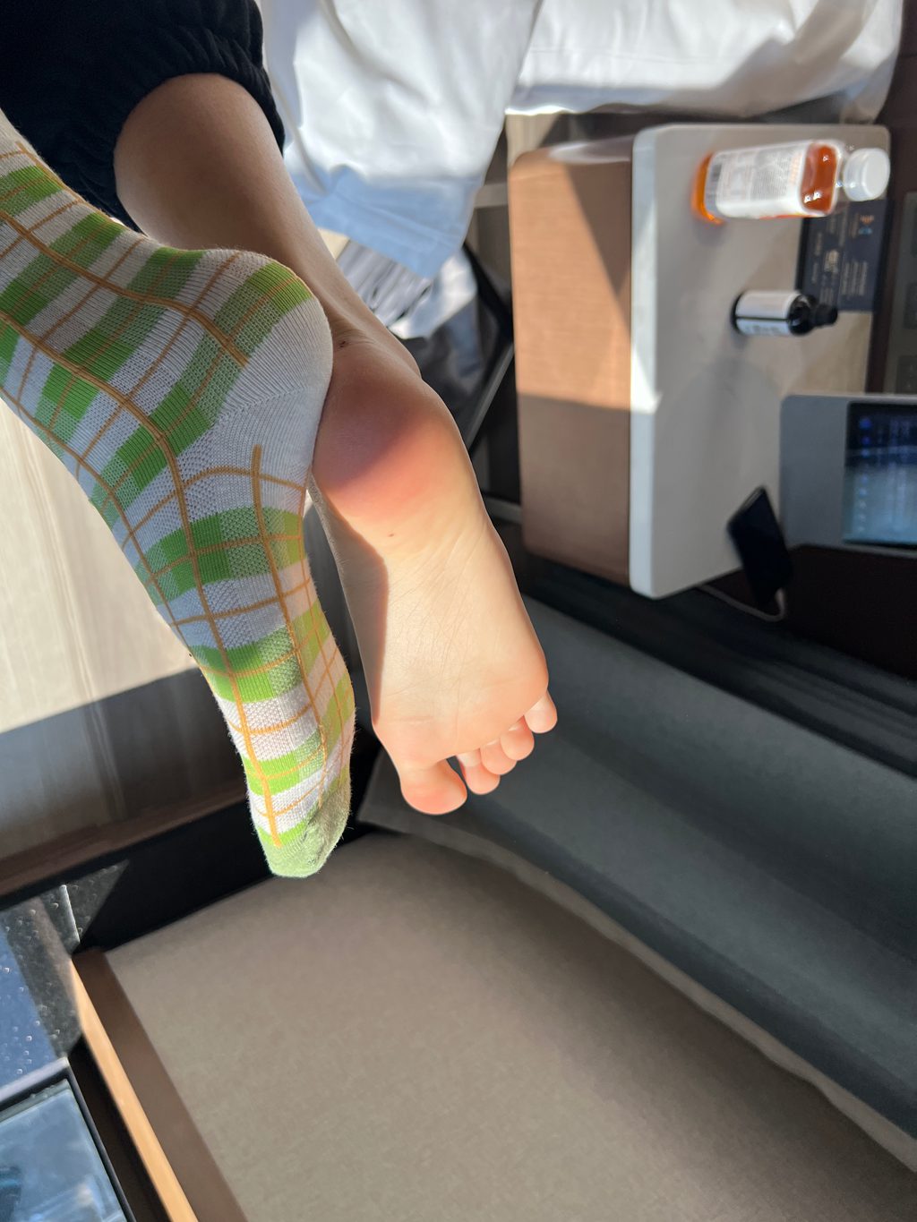 本足摄影-066期 马丁靴双色棉袜踩沙拉及滑板鞋短肉丝[280P/1V/857MB] 年费专享-第4张