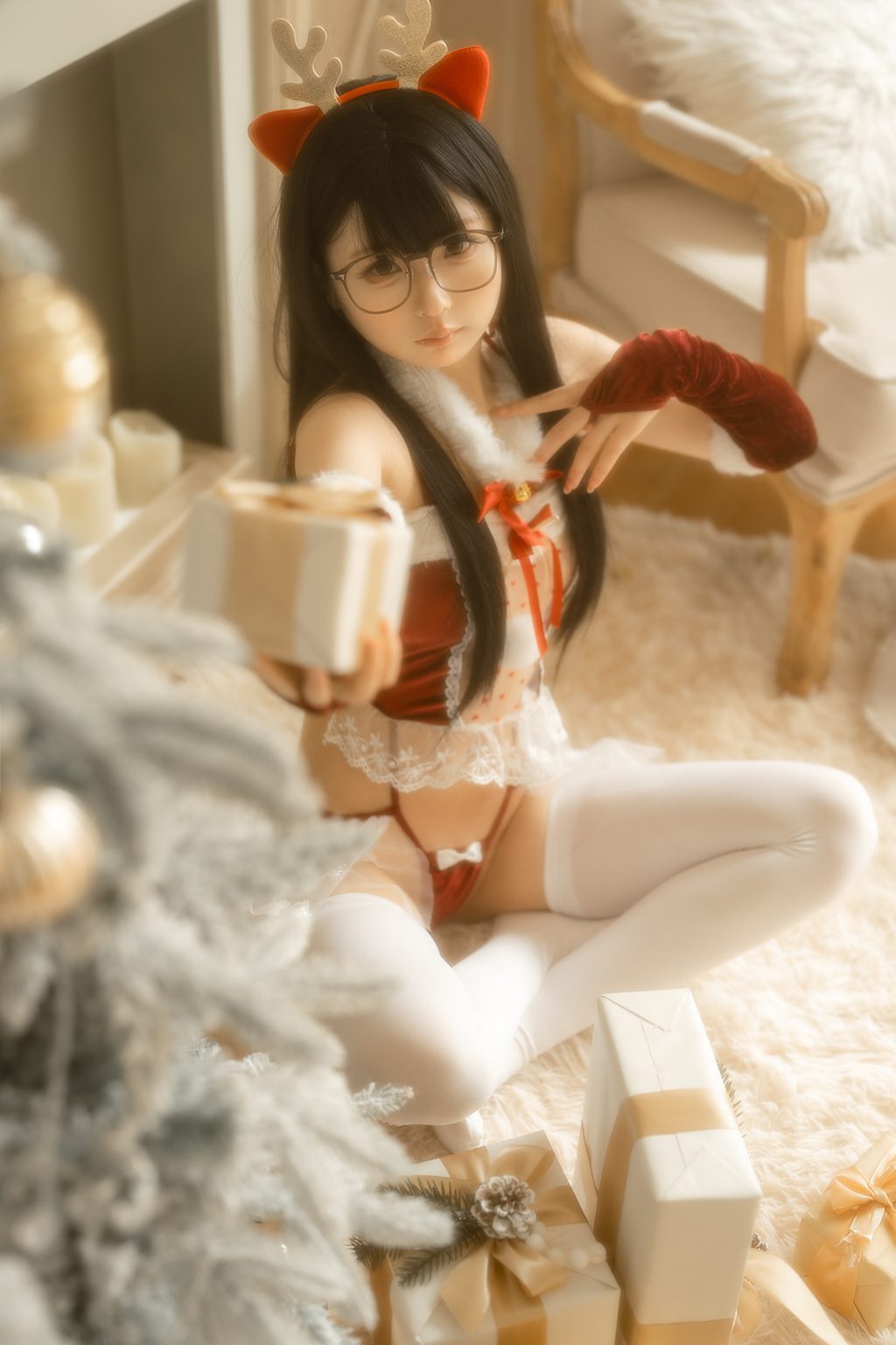 网紅Coser@幼水铃衣 –圣诞小鹿[80P-2V-2.63G] 网红写真-第4张