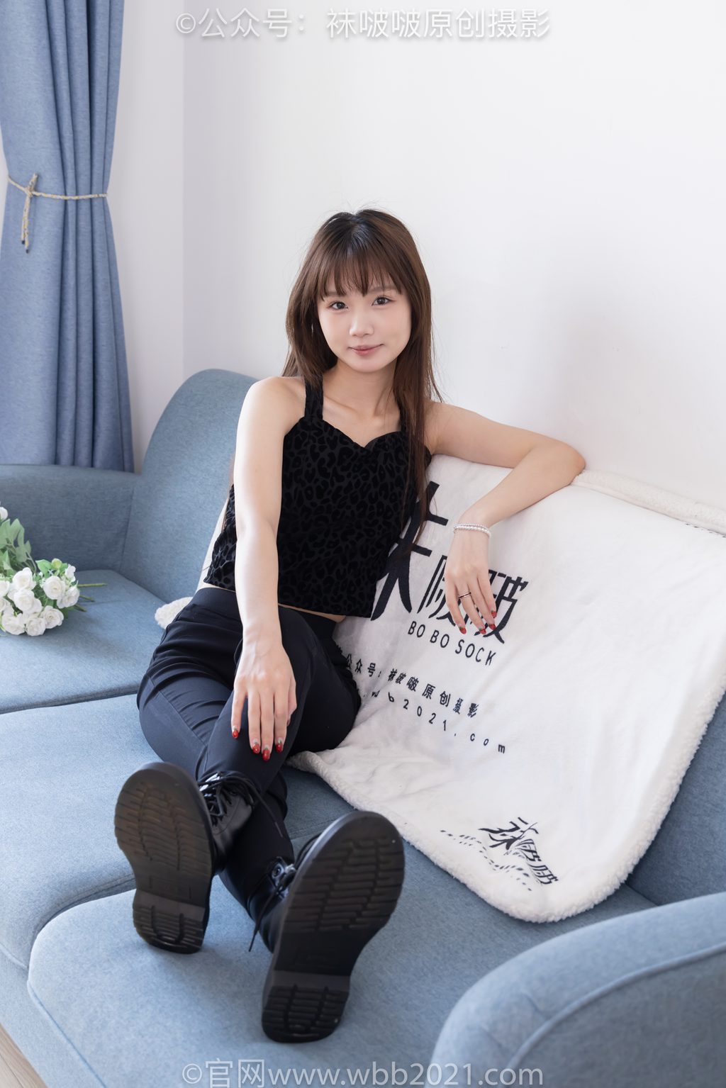 [BoBoSocks袜啵啵] NO.598 甜甜圈-马丁靴、薄肉丝、裸足 [148P/1V/5.86GB] 年费专享-第4张