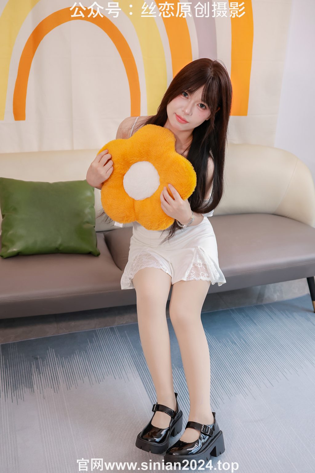 [丝恋摄影] NO.063 泡芙-厚肉丝，小皮鞋，小短裙（花絮版）[359P/1V/4.35G] 丝恋摄影-第3张