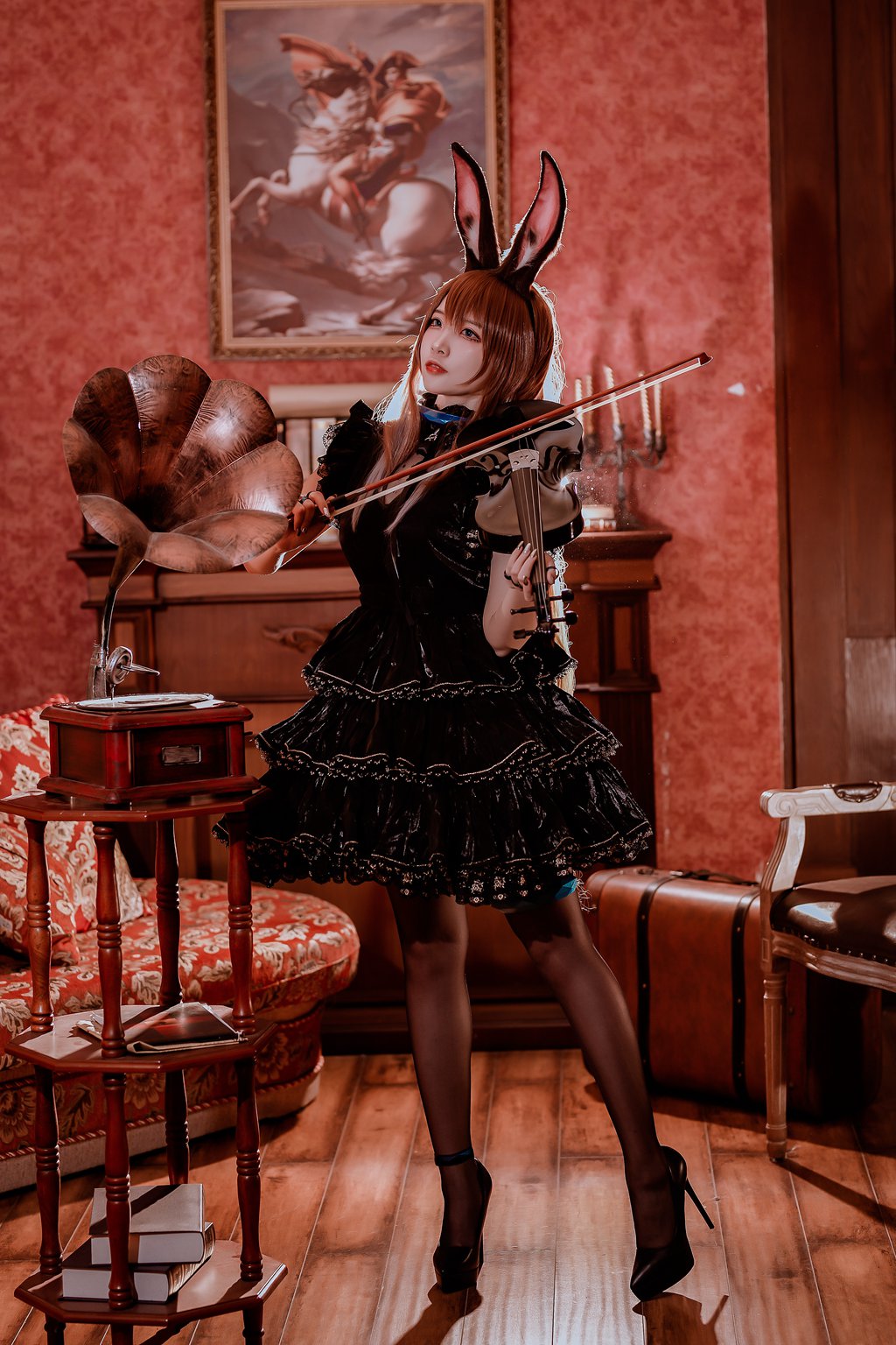 人气动漫博主@二佐Nisa 明日方舟阿米娅音乐会 [15P/170MB] 网红写真-第3张