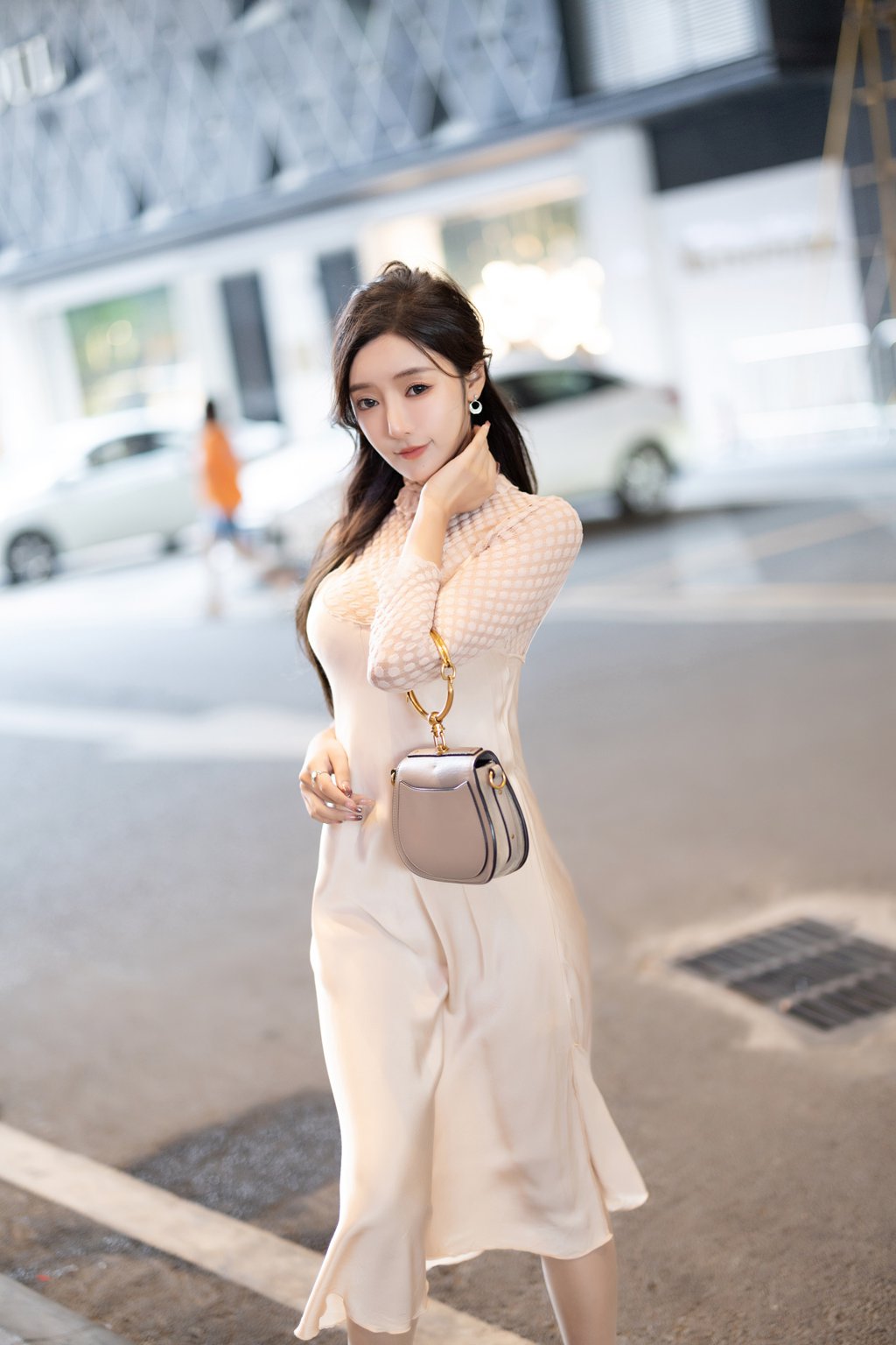 秀人模特@王馨瑶Yanni –白色丝袜[121P/781MB] 年费专享-第2张