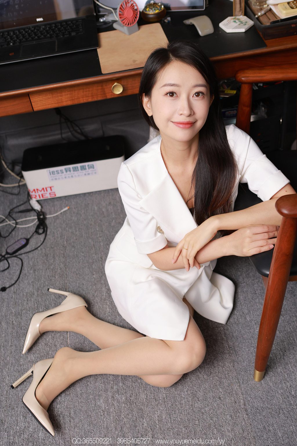 [IESS异思趣向] 2025.10.10 丝享家 2181 小婕《白衣天使》[88P/90MB] IESS异思趣向-第3张