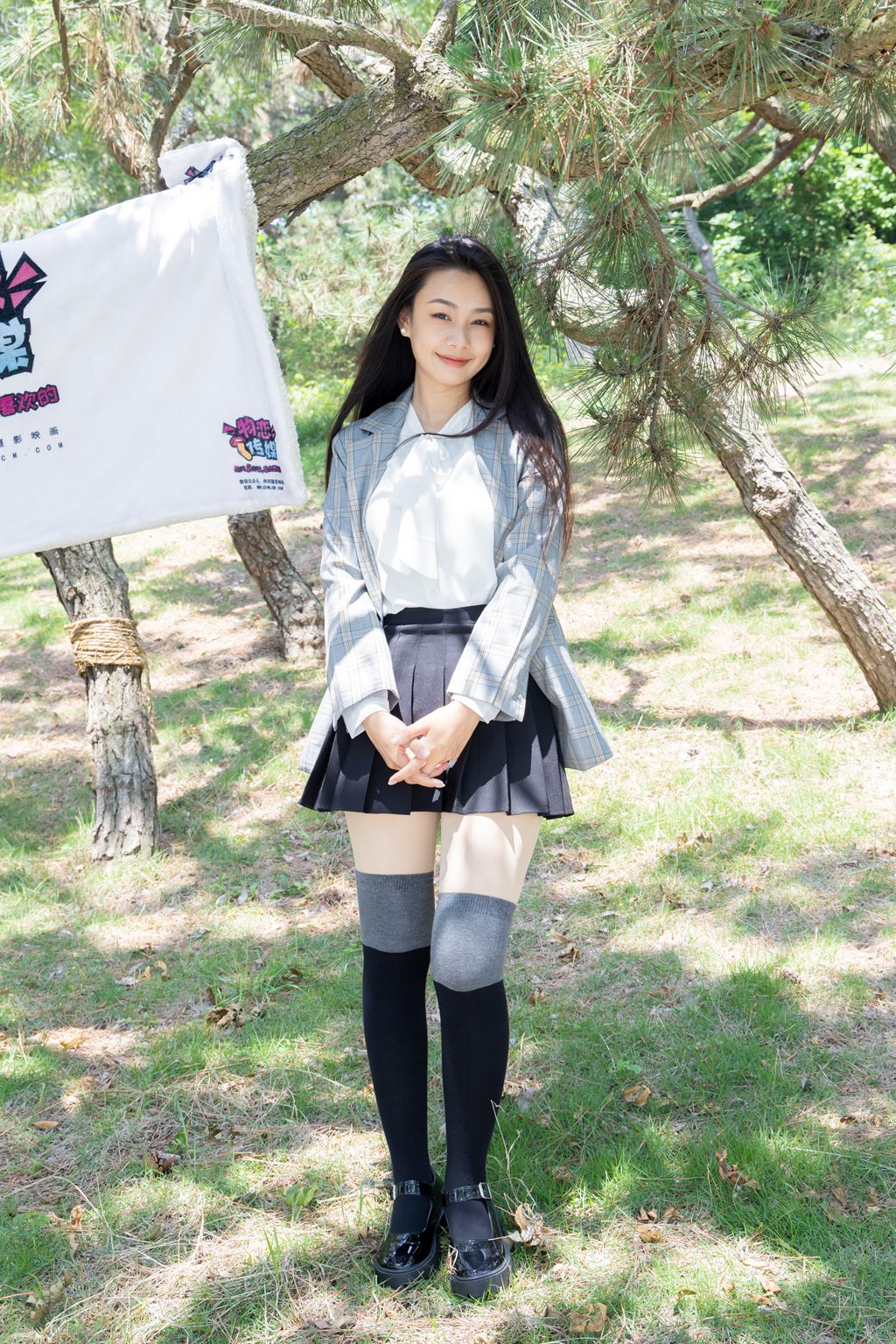 勿恋传媒 NO.2511 岚岚-热爱艳阳天 [200P/1V/6.34G] 其它写真-第1张