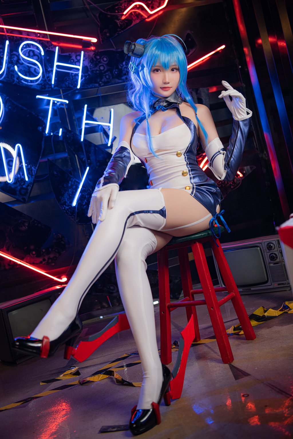 动漫Coser@瓜希酱 碧蓝航线 圣路易斯原皮 [21P-117MB] 网红写真-第1张