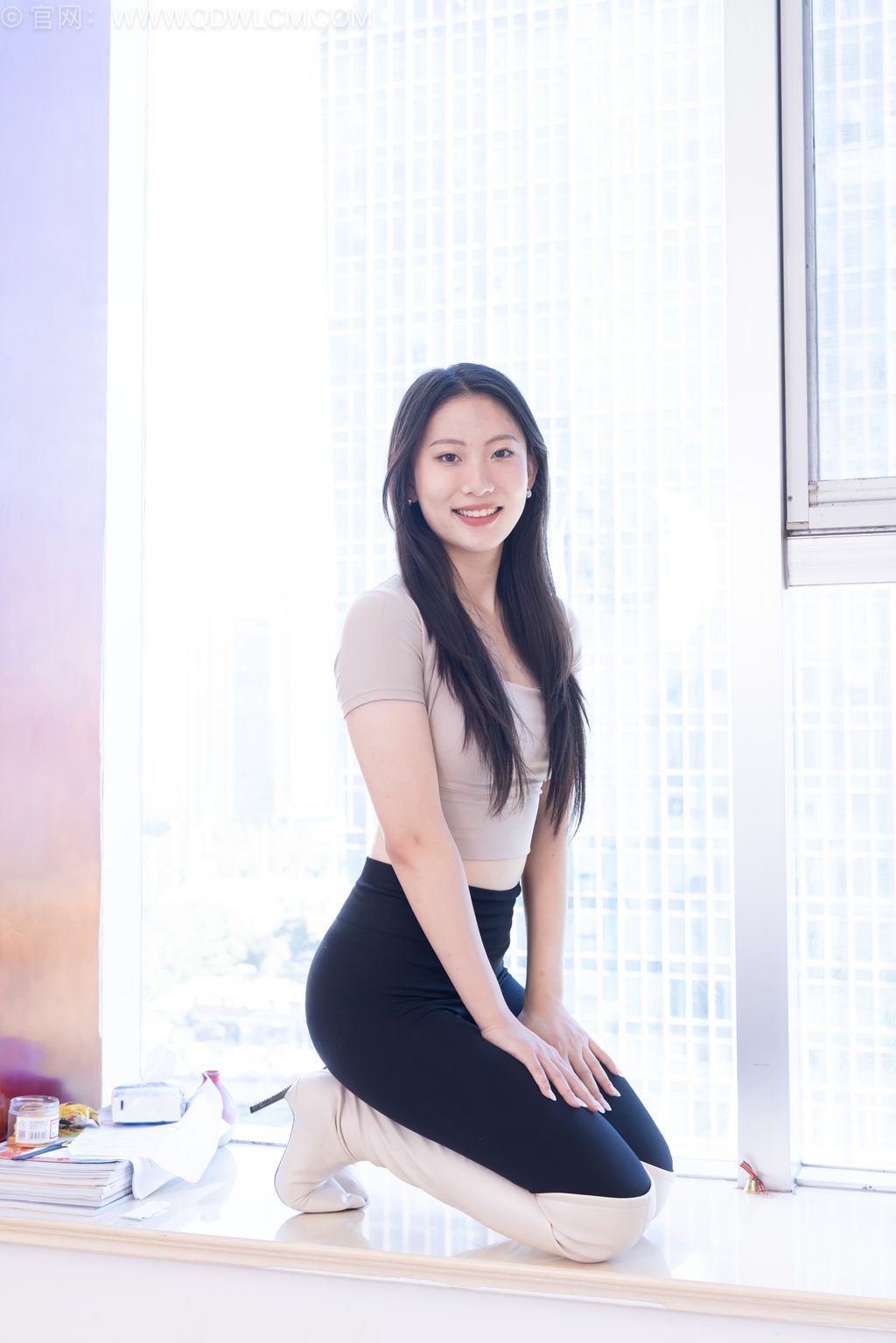 勿恋传媒 NO.2536 奶糖-山川如酒 [180P/1V/3.81GB] 其它写真-第1张