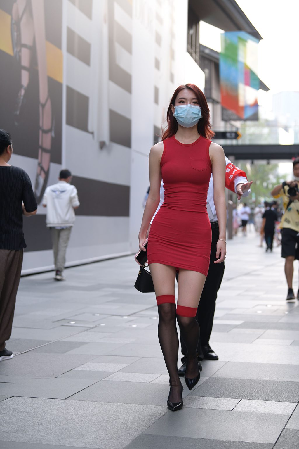 魔镜街拍 NO.194-精选街拍-黑丝红裙大长腿 [145P/476MB] 其它写真-第1张