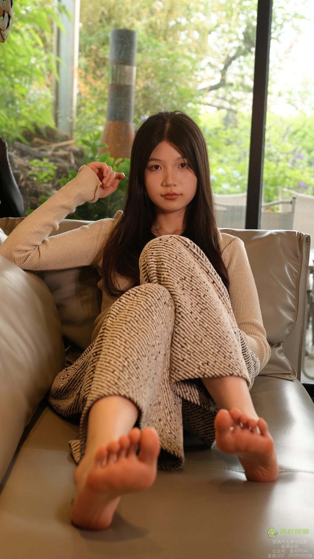 [青柠映画] NO.112 小小 居家搓脚板素材（全套版）[198P/2V/7.47G] 年费专享-第1张