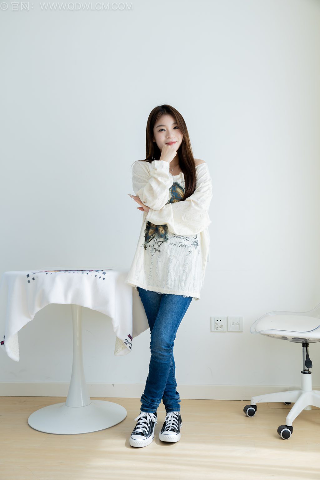 勿恋传媒 NO.2544 闪闪-云间会晚星 [160P/1V/4.10GB] 其它写真-第2张