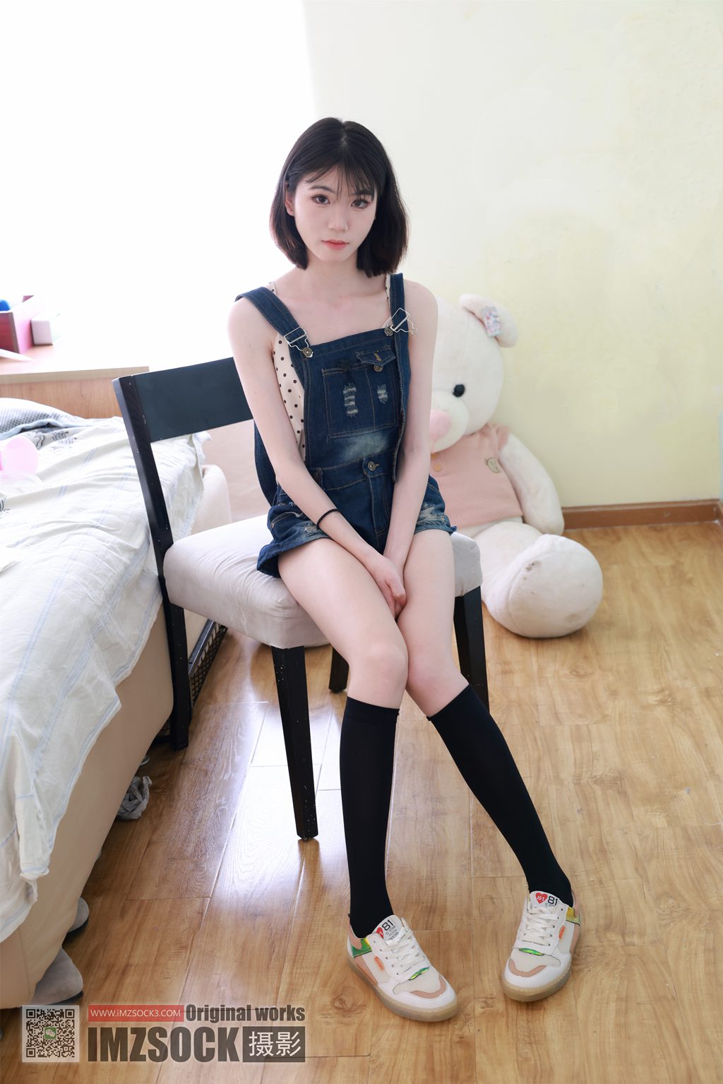 MZSOCK 2025 NO.024 秋秋 [117P/1V/2.27GB] MZSOCK-第1张