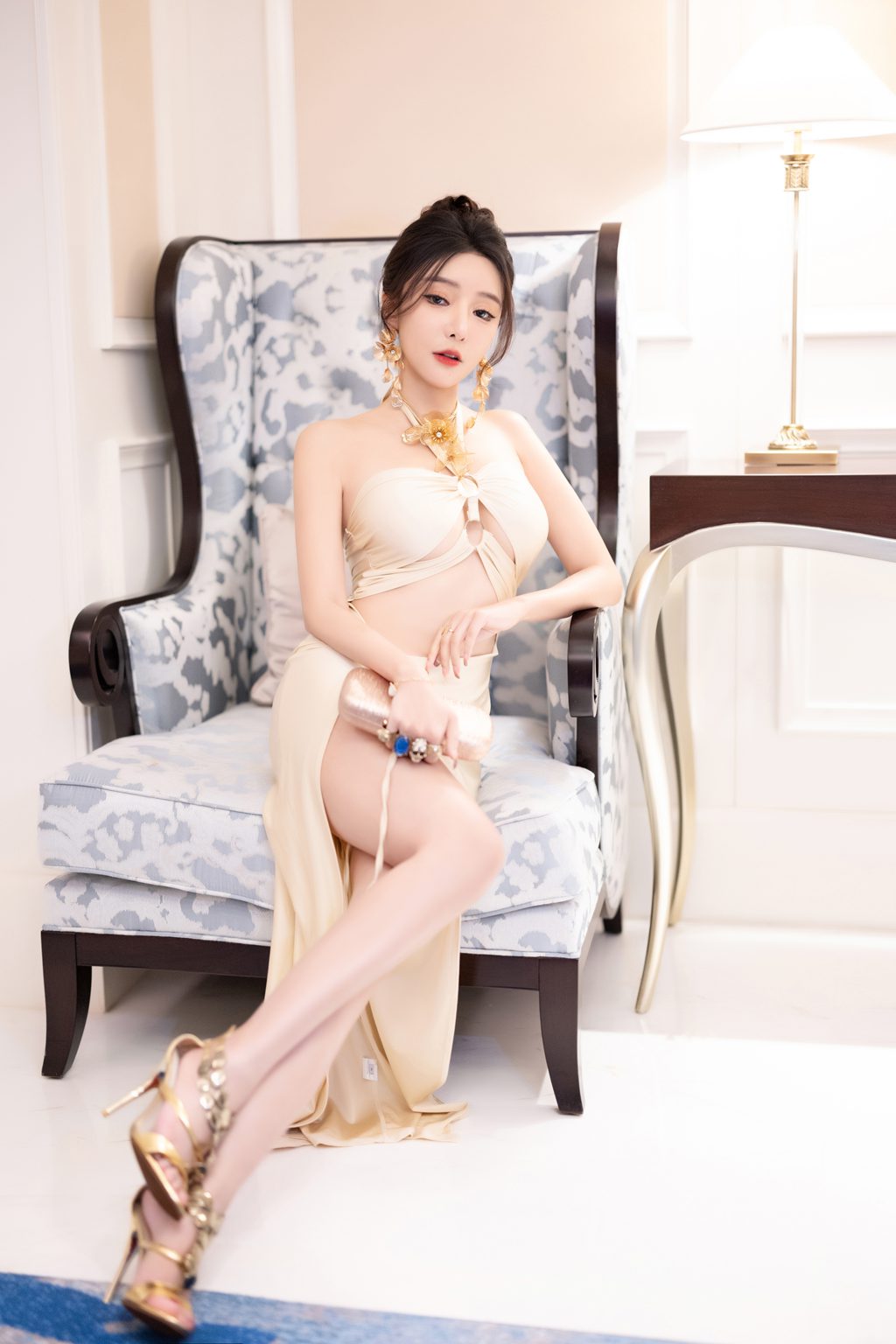 秀人模特@王馨瑶Yanni –薄纱情趣[98P/632MB] 年费专享-第4张