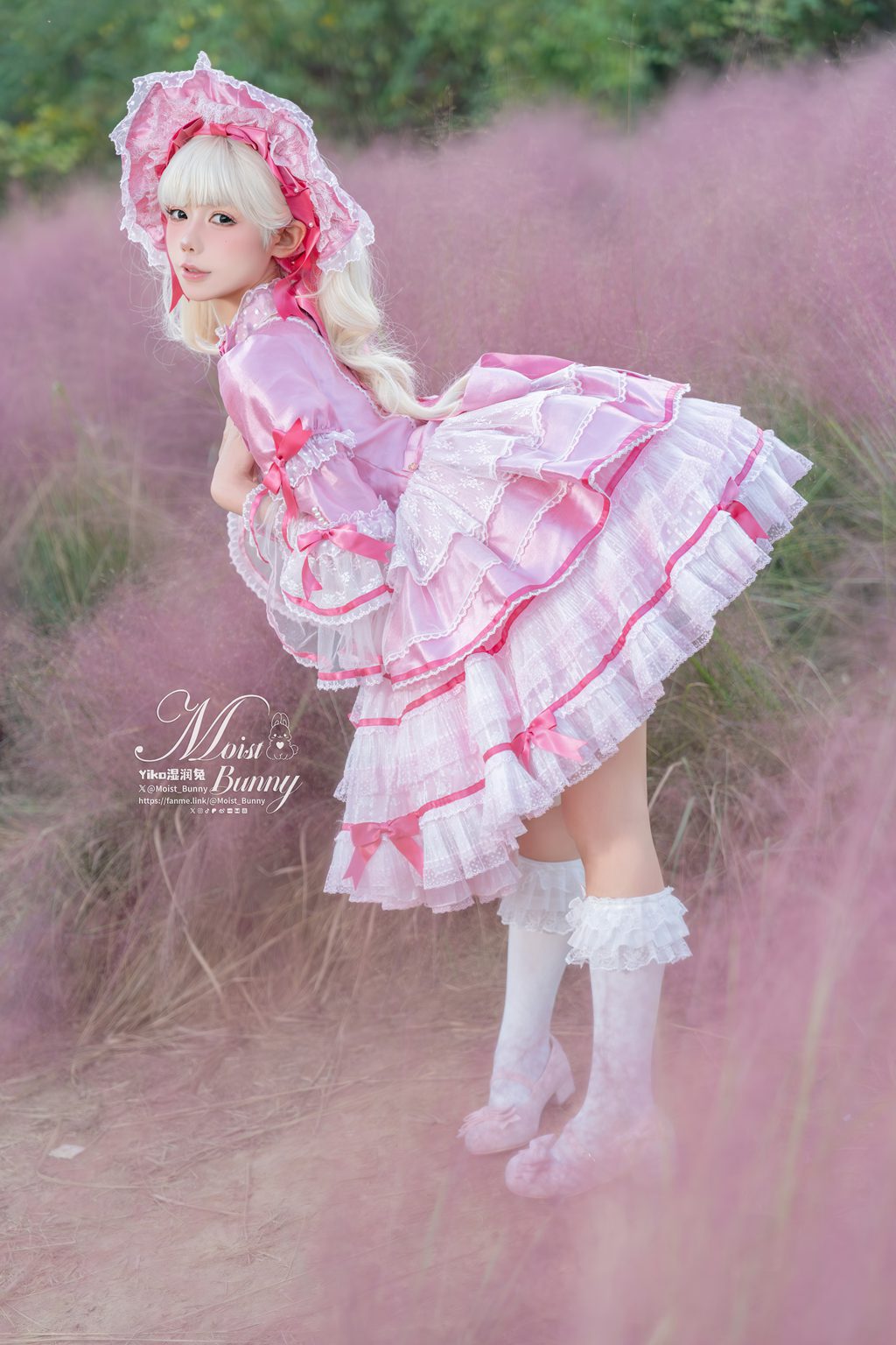 网紅博主@咬一口兔娘(黏黏团子兔) 25年01月作品『丝绒粉黛』 小舞蹈[86P-2V-2.22G] 网红写真-第4张