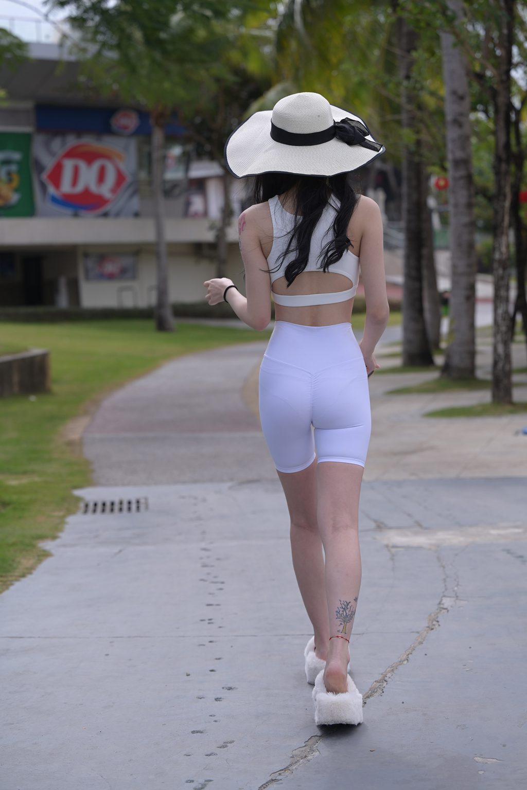 魔镜街拍 NO.262-精选街拍-不吃鸡蛋街拍作品 – 白色短裤美女[715P/732MB] 其它写真-第4张