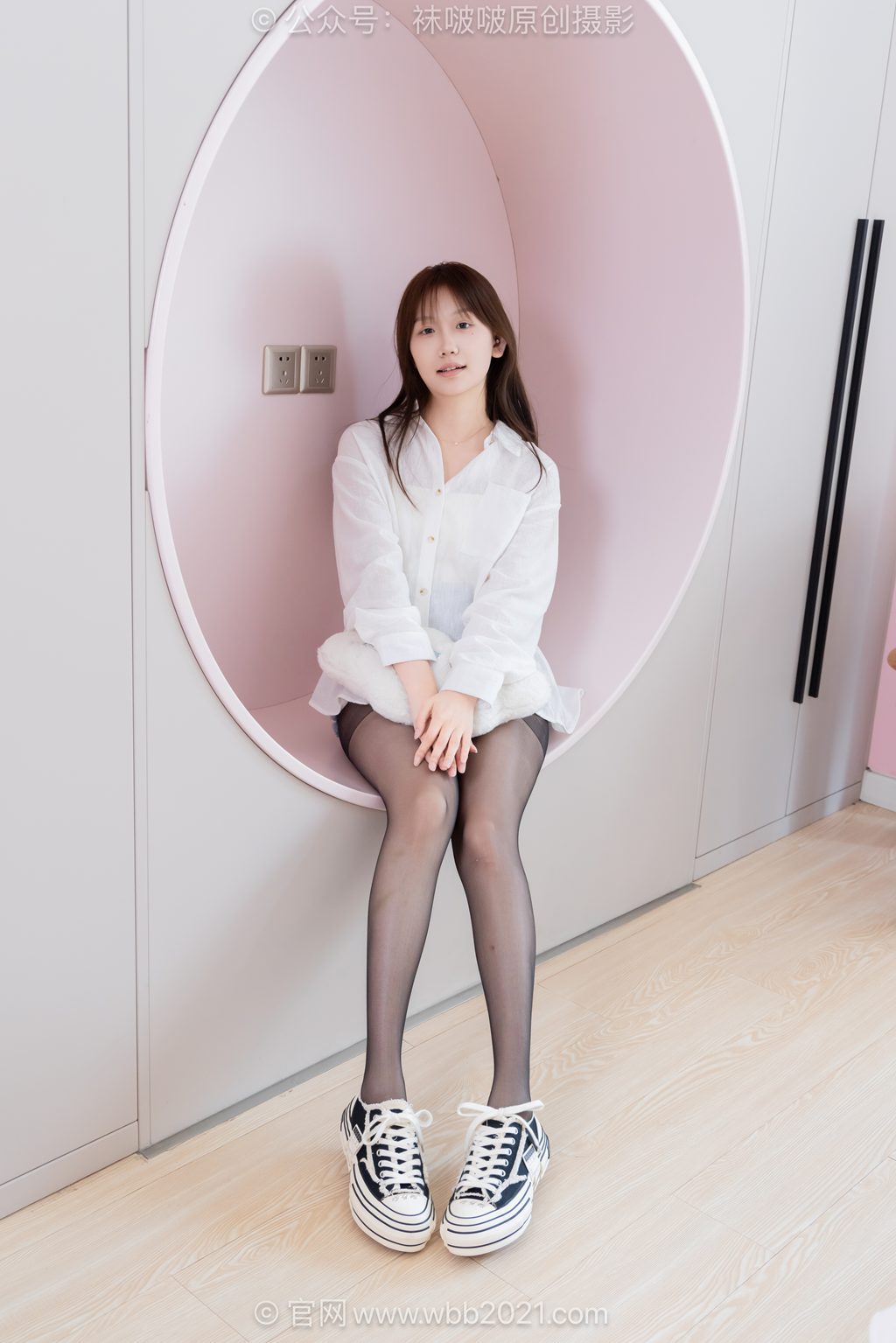 [BoBoSocks袜啵啵] NO.618 香菜-帆布鞋、薄嘿丝 [146P/1V/5.44GB] 年费专享-第4张