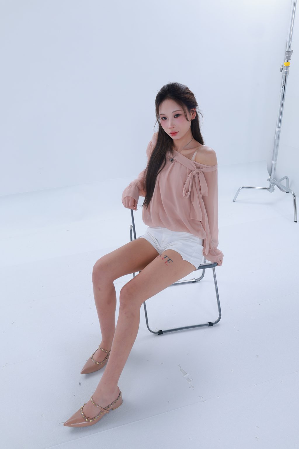 知足小岛 第177期-七七-女神级别，腿比命长！（无水印全套版）[168P/1V/5.83GB] 单购-第4张