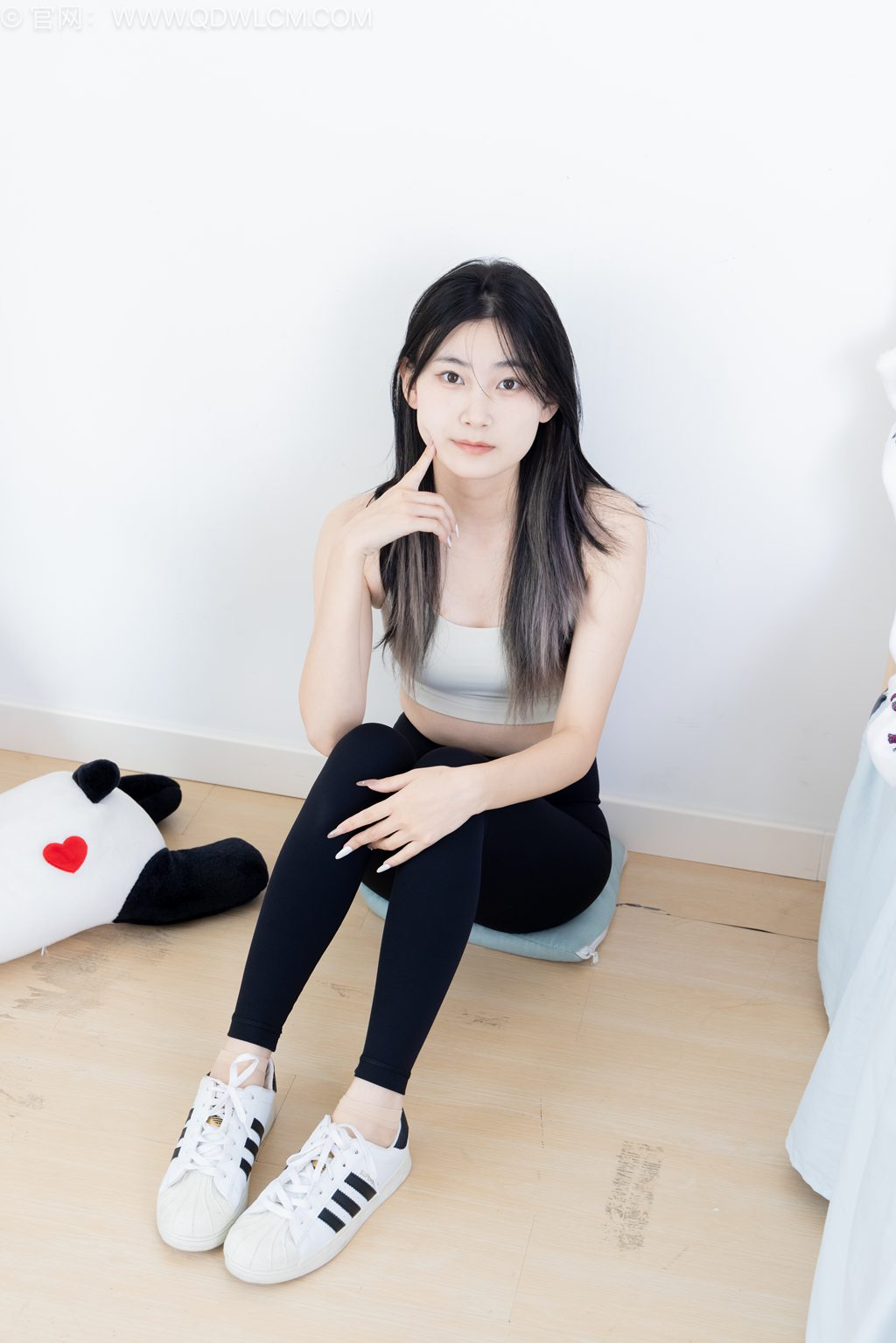 勿恋传媒 NO.2561 贝壳-无垠的蓝 [165P/1V/4.44GB] 其它写真-第3张