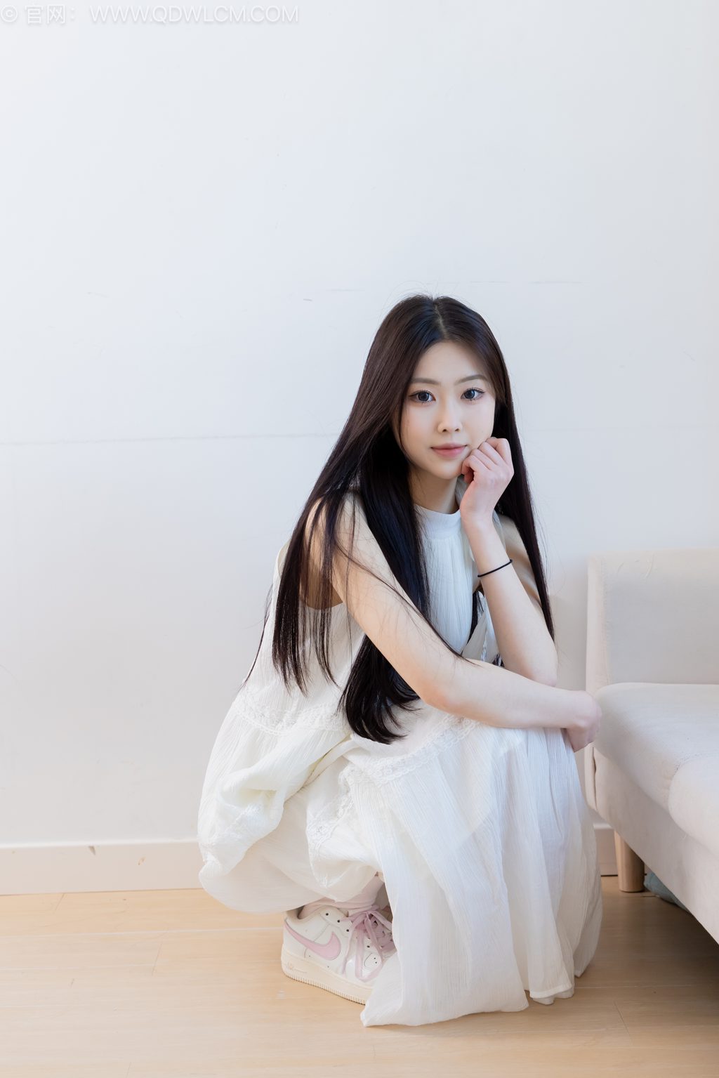 勿恋传媒 NO.2568 小羊-流萤的晚风 [153P/1V/3.03GB] 其它写真-第3张