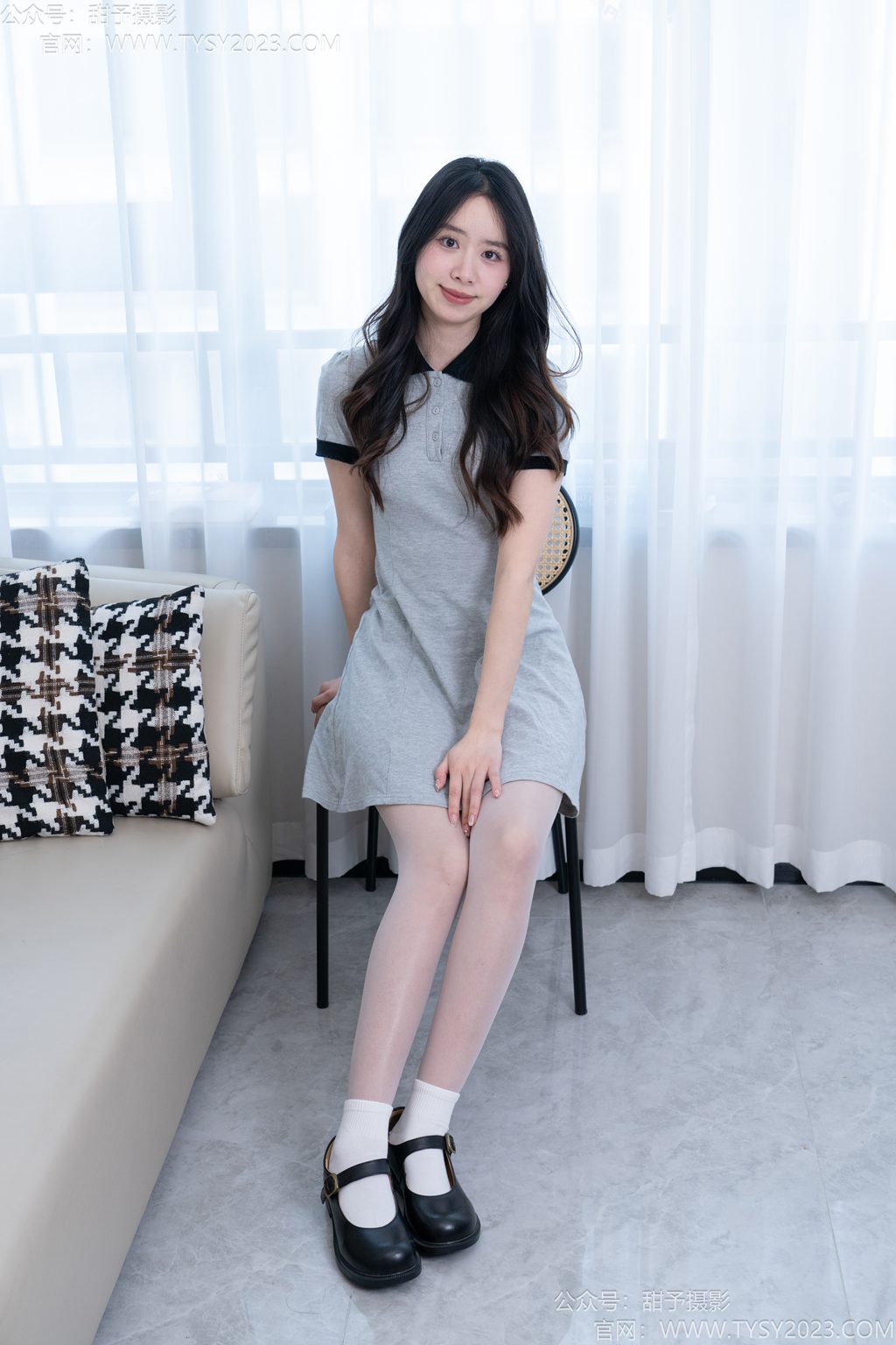 甜予摄影 NO.212 知知-平底鞋、白棉袜、白丝（脚尖加固）（完整版）[132P/2V/9.92G] 年费专享-第3张