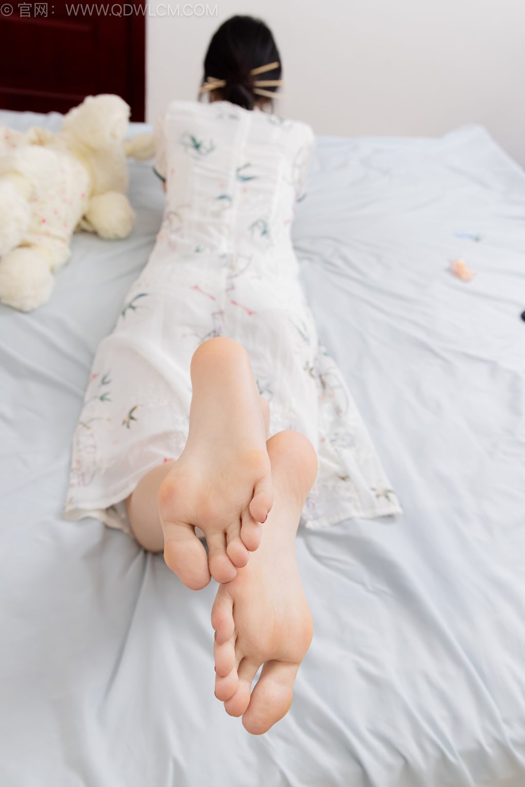 勿恋传媒 NO.2584 南南-冬日的狂欢 [158P/1V/6.17GB] 其它写真-第3张