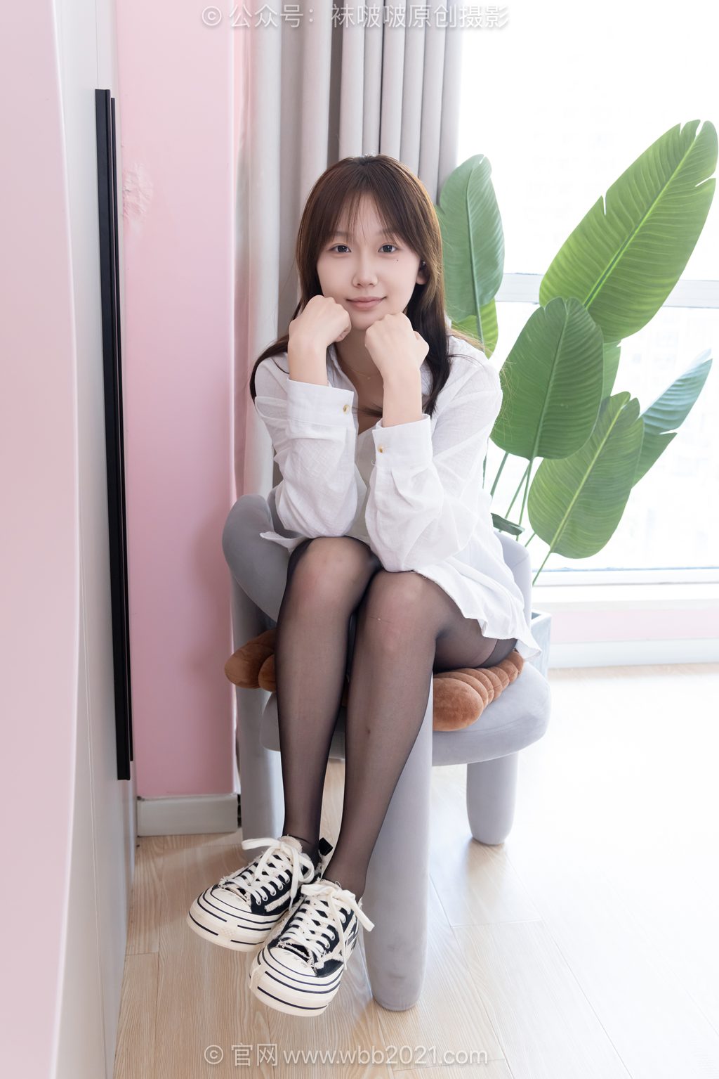 [BoBoSocks袜啵啵] NO.618 香菜-帆布鞋、薄嘿丝 [146P/1V/5.44GB] 年费专享-第3张