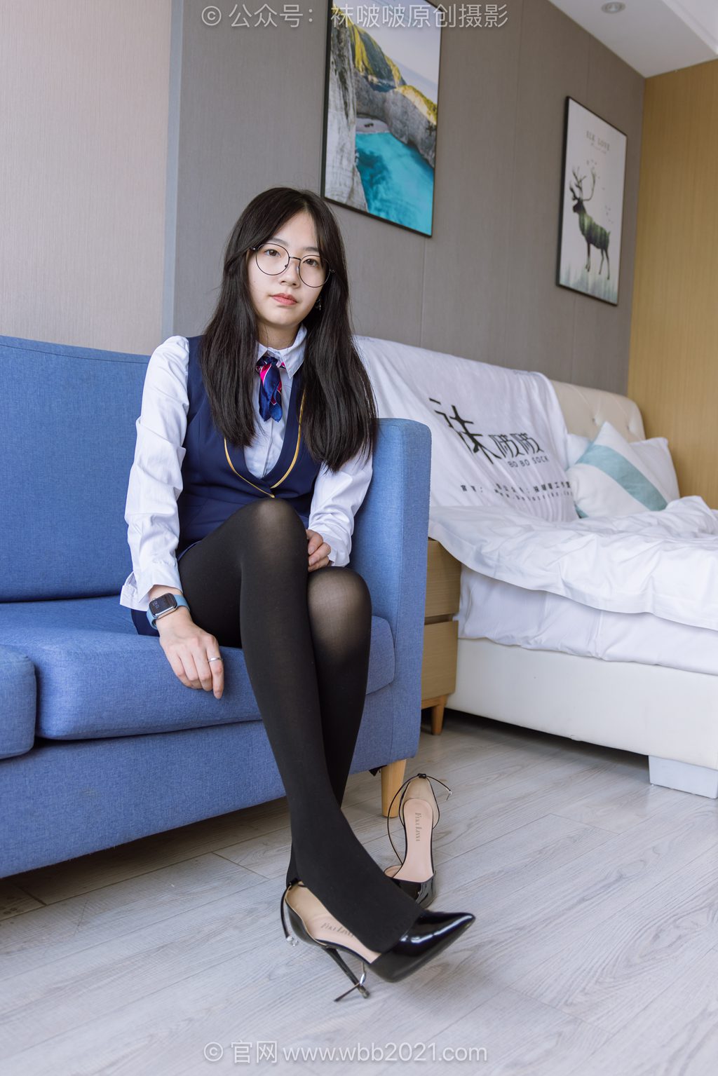 [BoBoSocks袜啵啵] NO.620 小甜豆-高跟鞋、厚嘿丝、银行制服 [140P/2V/6.11GB] 年费专享-第3张