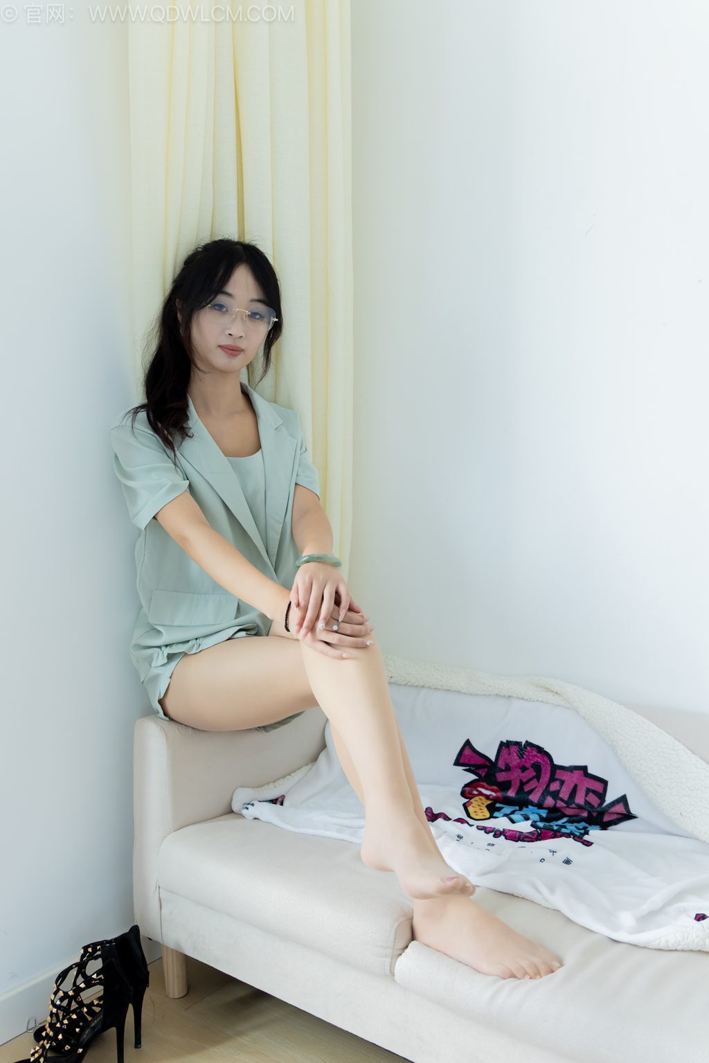 勿恋传媒 NO.2586 南南-云卷云舒 [155P/1V/5.62GB] 其它写真-第3张