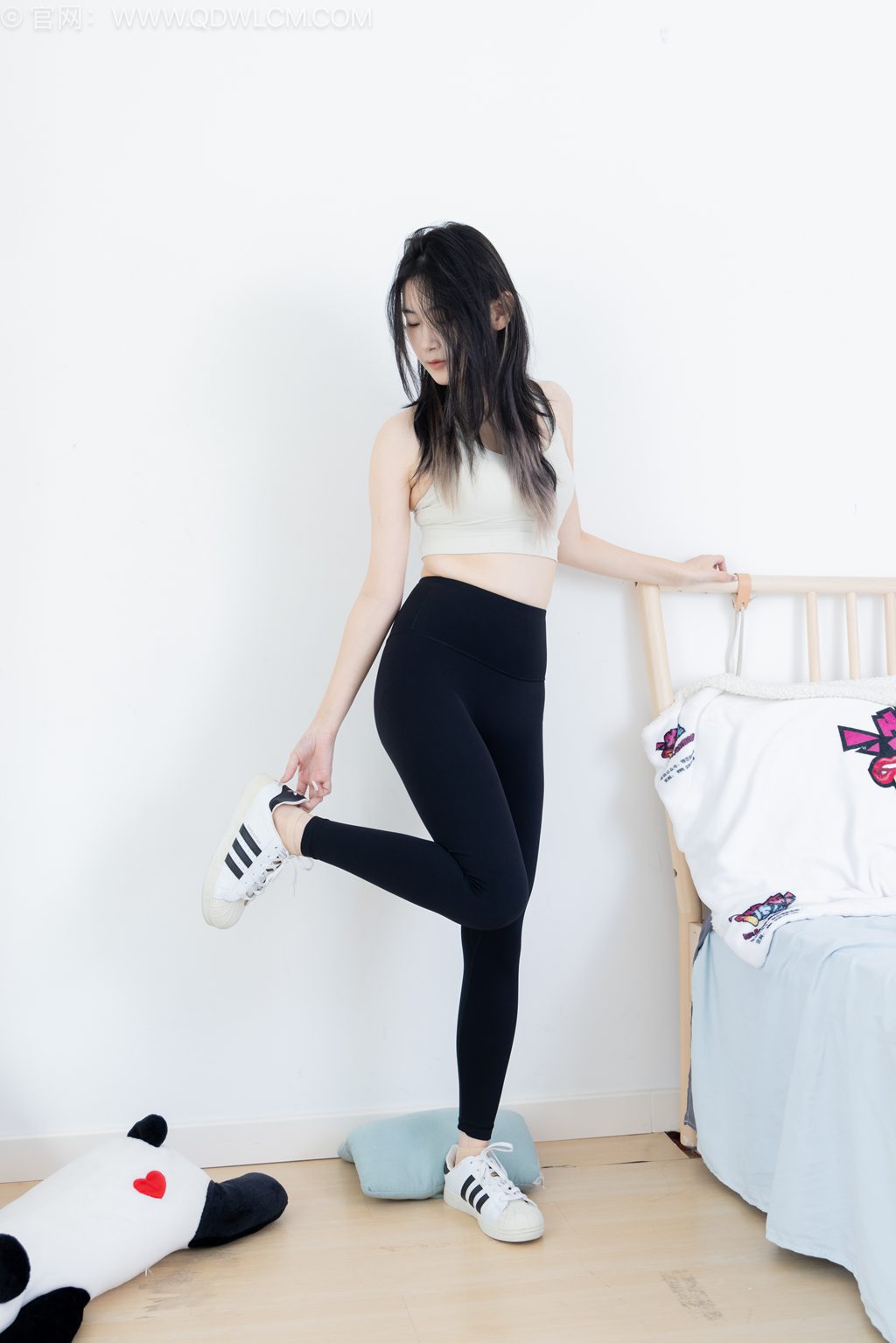 勿恋传媒 NO.2561 贝壳-无垠的蓝 [165P/1V/4.44GB] 其它写真-第2张