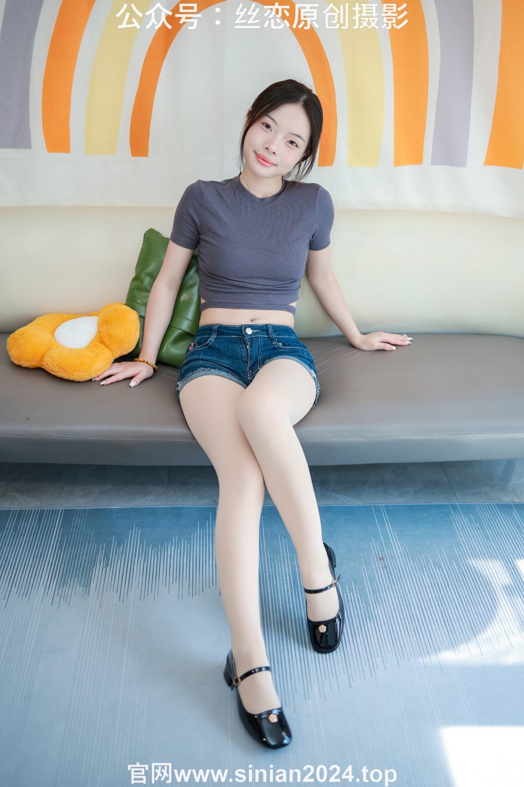 [丝恋摄影] NO.067 麦麦-薄肉丝，小皮鞋，短牛仔裤（花絮版）[286P/1V/4.31G] 丝恋摄影-第2张