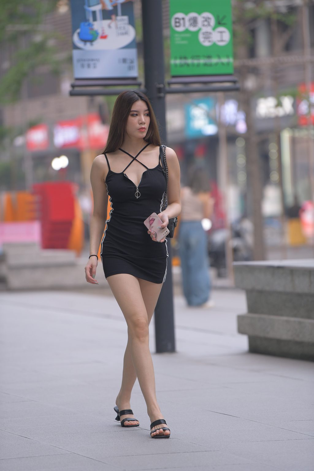 魔镜街拍 NO.261-精选街拍-一始街拍作品 – 性感黑裙美女[693P/747MB] 其它写真-第2张