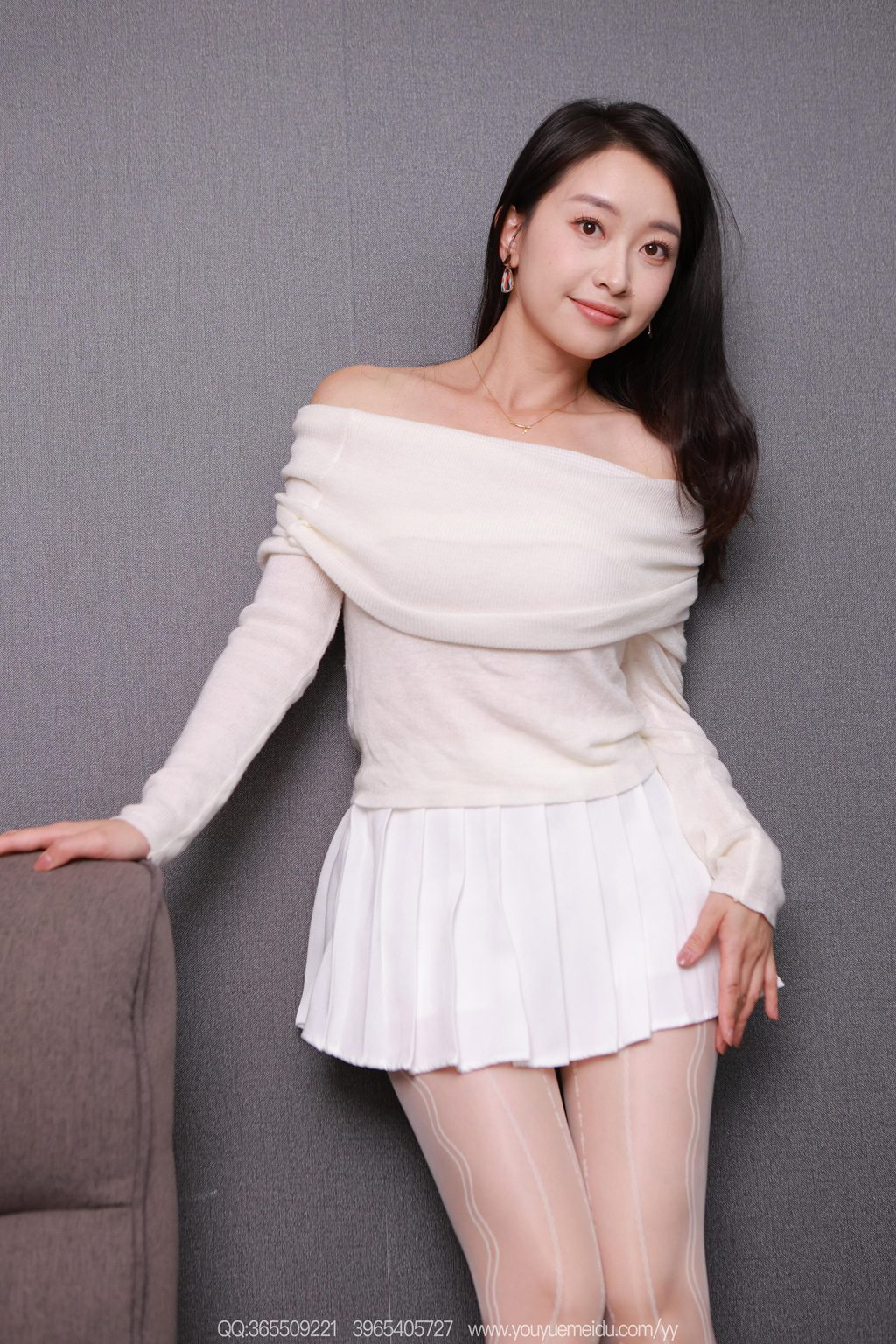 [IESS异思趣向] 2025.12.13 丝享家 2236 小婕《白丝透粉（下）》[93P/115MB] IESS异思趣向-第2张