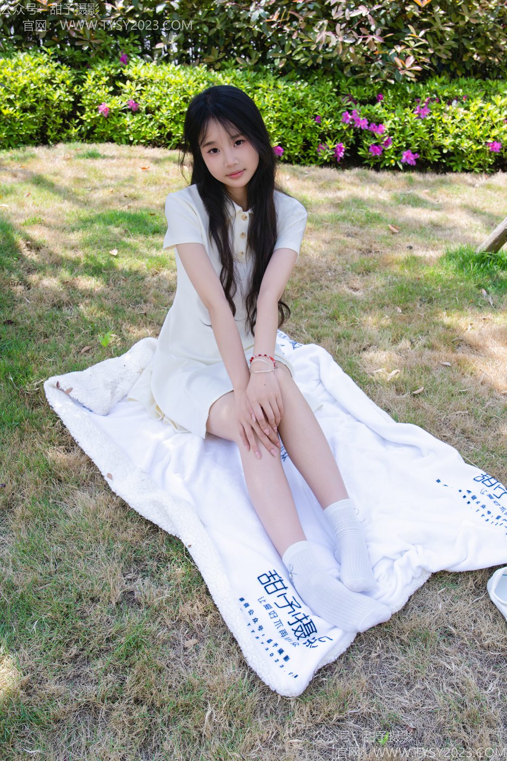 [甜予摄影] NO.199 小橙子 板鞋、白棉袜、裸足（完整版）[131P/2V/9.32GB] 年费专享-第1张