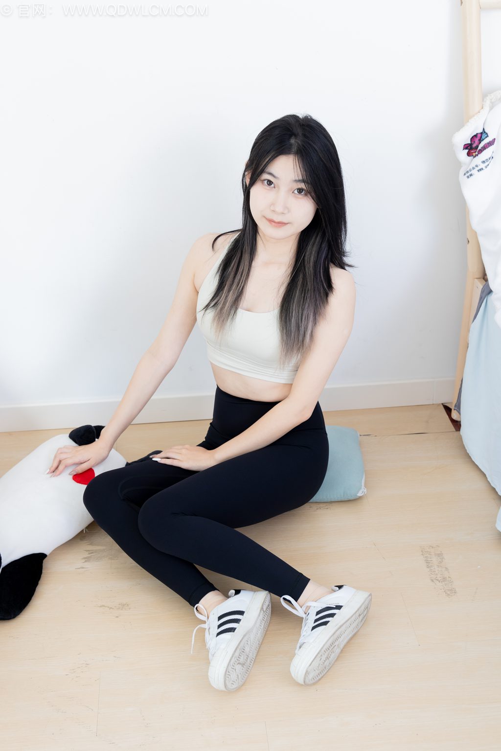 勿恋传媒 NO.2561 贝壳-无垠的蓝 [165P/1V/4.44GB] 其它写真-第1张