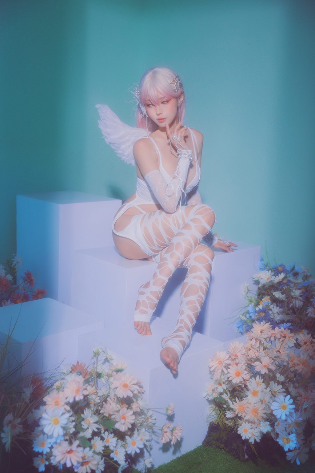 台湾Coser@ElyEE子 2024年10月订阅 (1／3套) Plant Angel植天使 [36P1V49MB] 网红写真-第1张