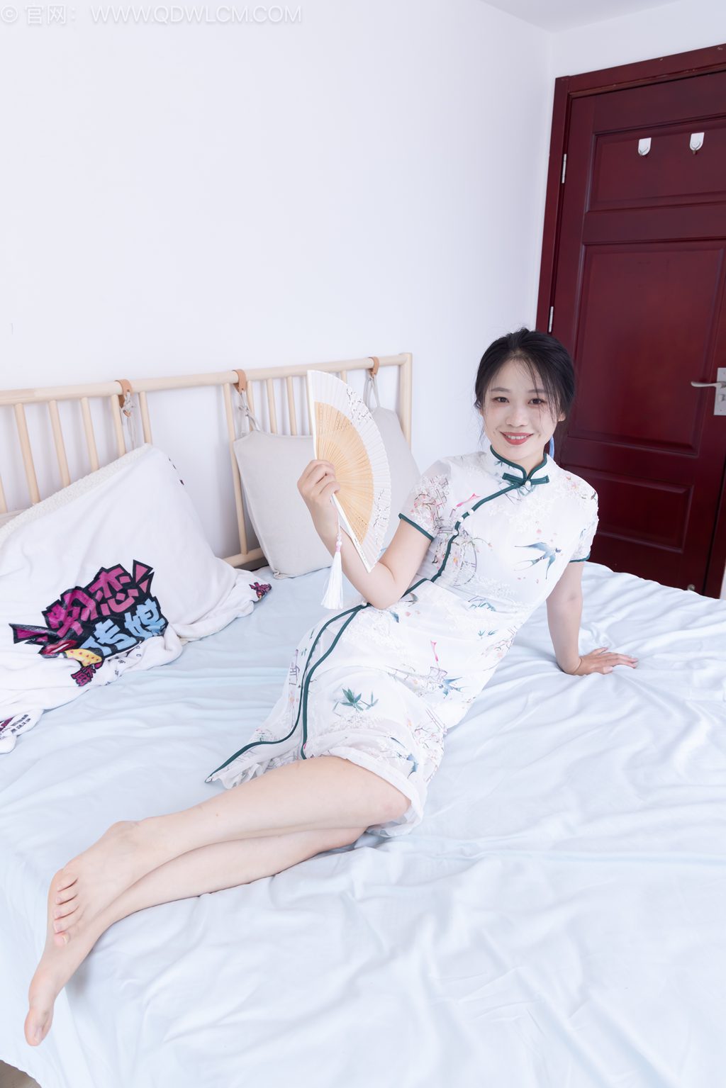 勿恋传媒 NO.2556 小紫-温柔的角落 [165P/1V/5.73GB] 其它写真-第1张