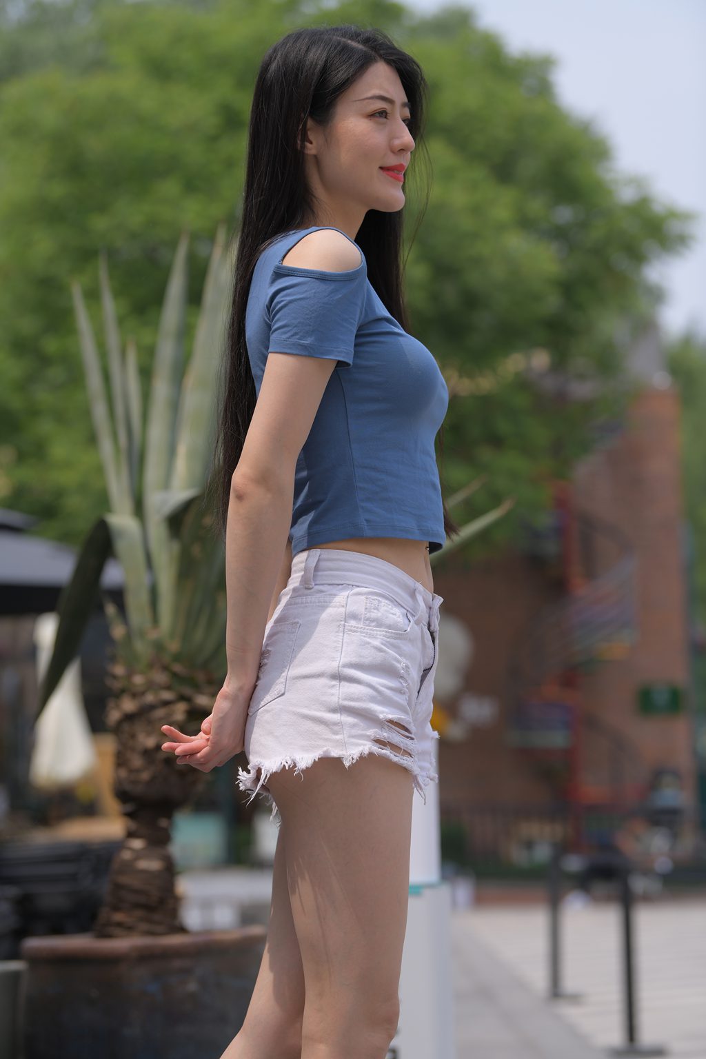 魔镜街拍 NO.309-精选街拍-一始街拍作品 – 白色热裤美女[570P/1.19GB] 其它写真-第4张