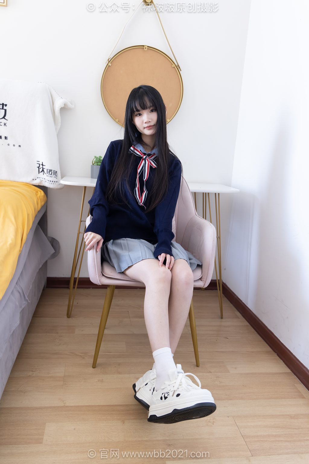 [BoBoSocks袜啵啵] NO.635 甜甜圈-板鞋、白棉袜、裸足、学苑风 [186P/1V/5.90GB] 年费专享-第4张