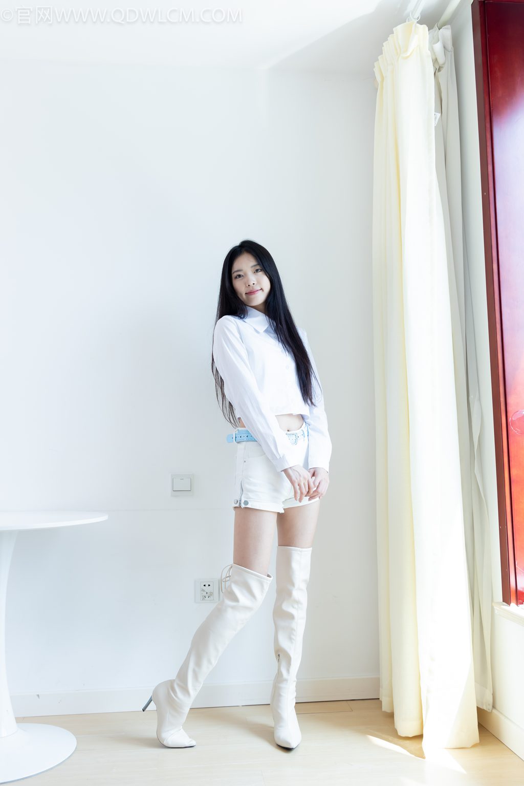 勿恋传媒 NO.2626 茯苓-雨打芭蕉 [181P/1V/3.84GB] 其它写真-第4张