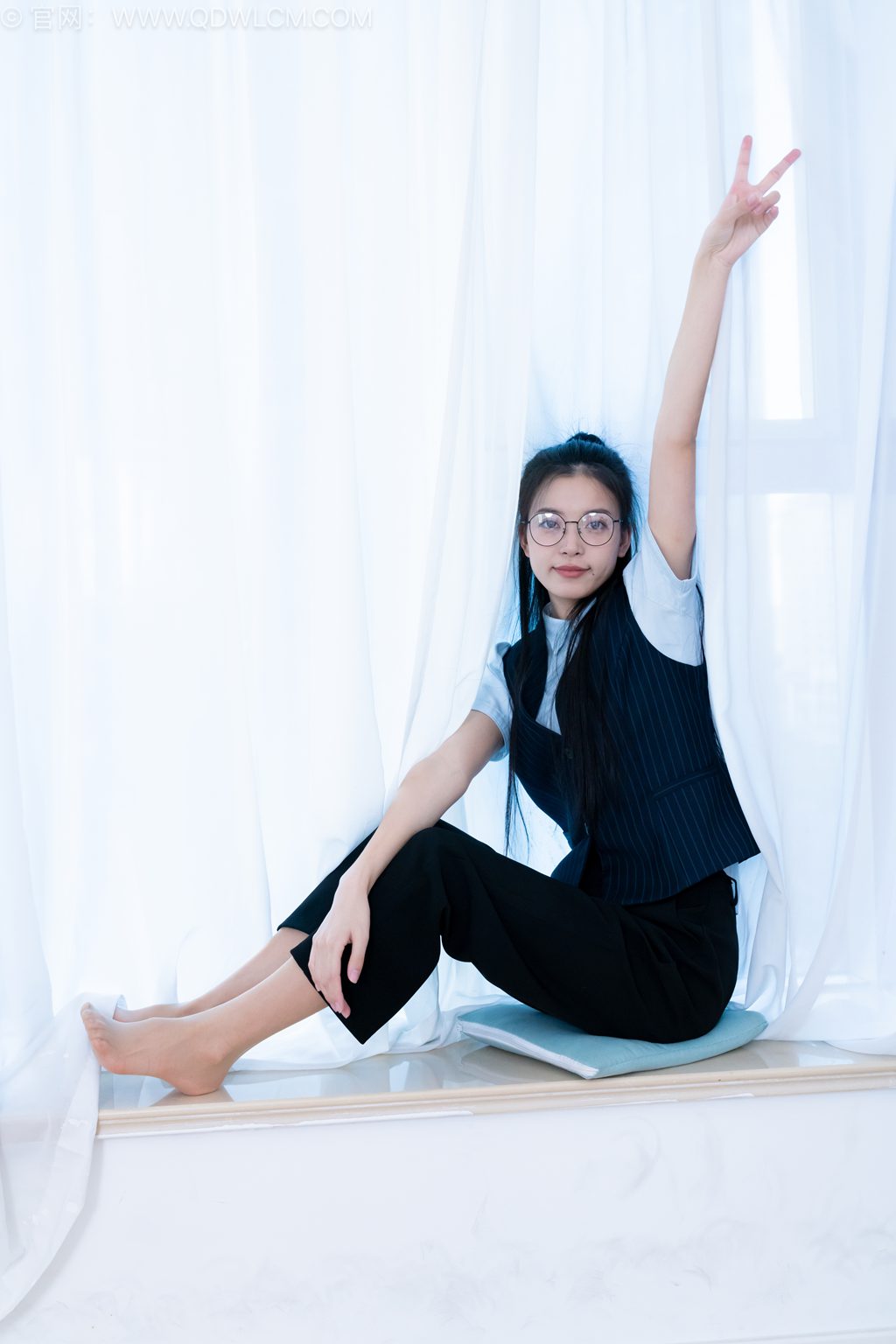 勿恋传媒 NO.2603 茯苓-雨后的风景 [230P/1V/8.42G] 其它写真-第4张