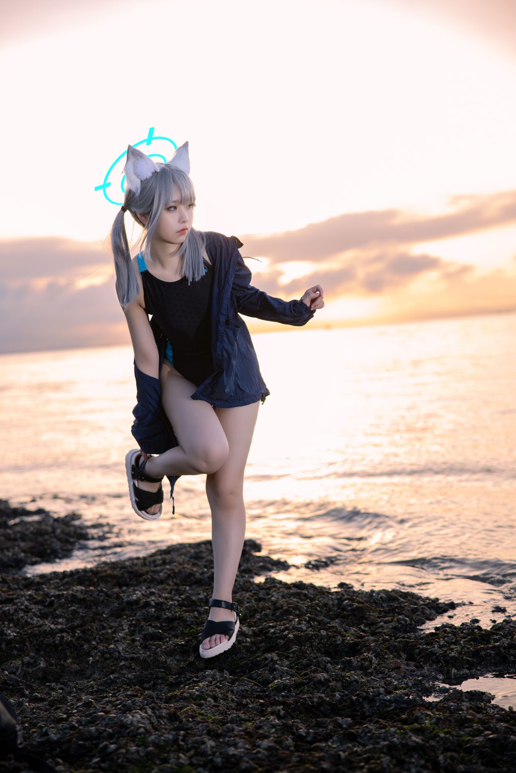 动漫博主@G44不会受伤 碧蓝档案-砂狼白子泳装[26P-249M] 网红写真-第3张