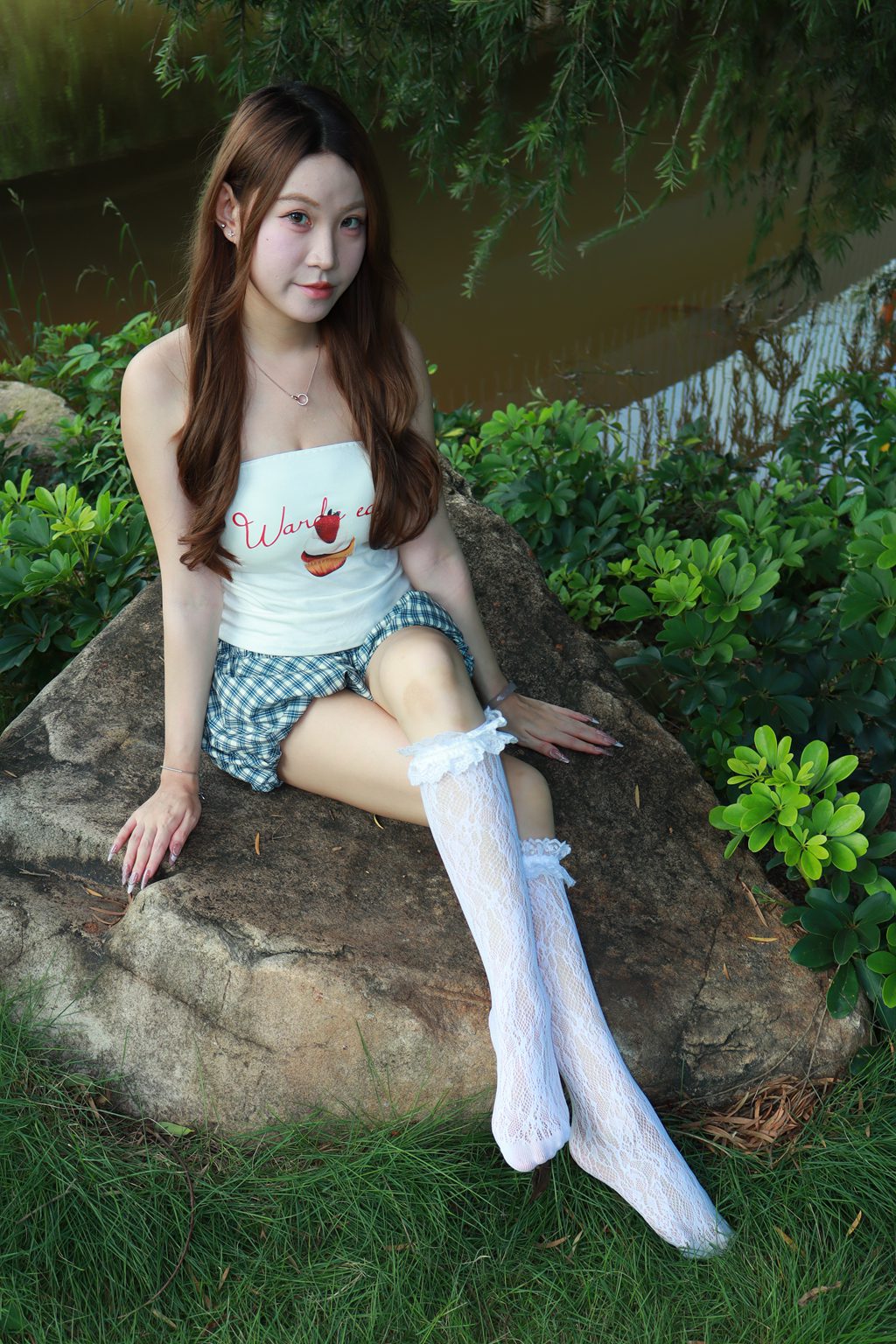 个人约拍 NO.009-11号作品 洞洞鞋船袜 [346P-54V-5.56G] 个人约拍-第3张