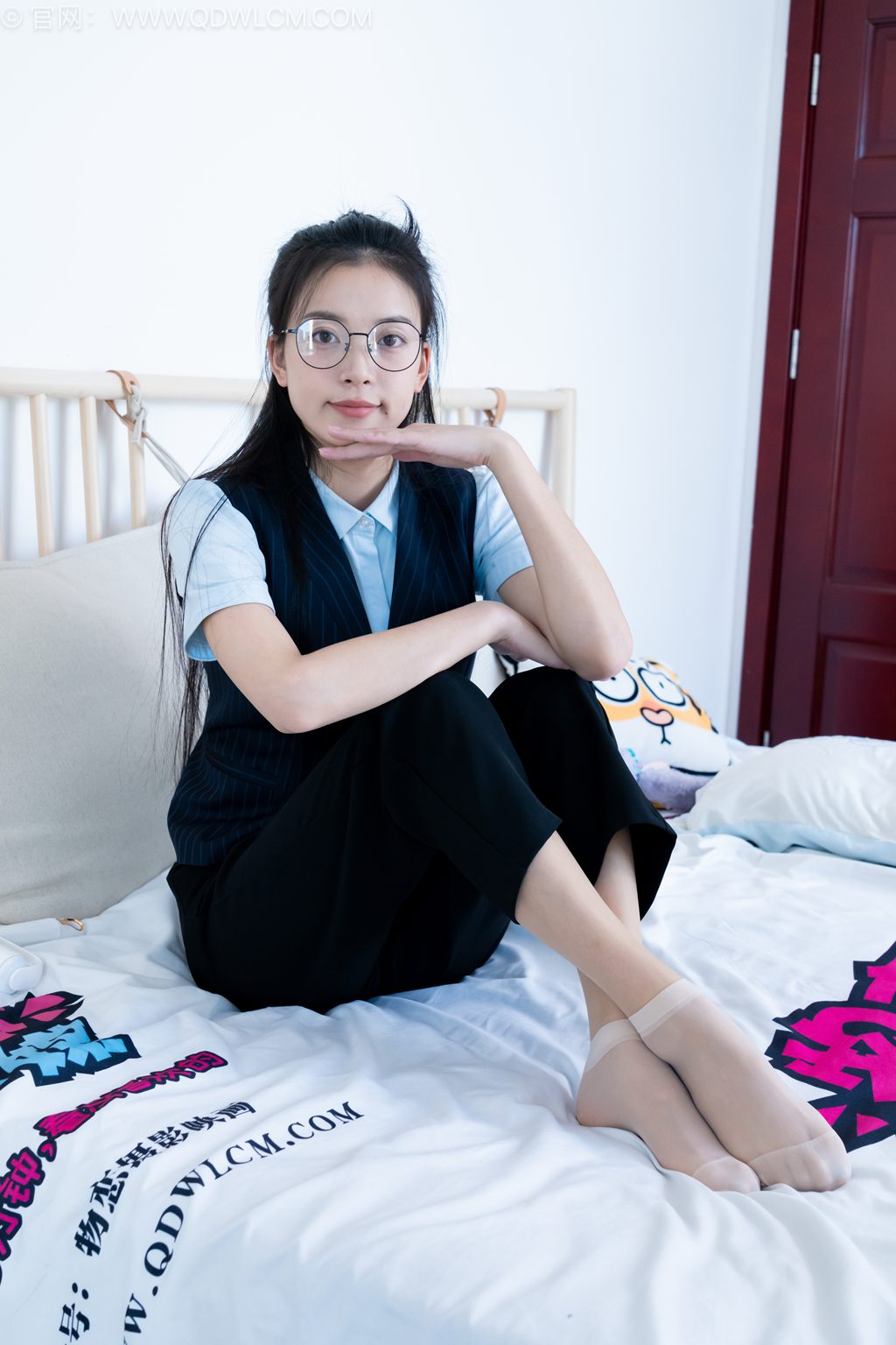 勿恋传媒 NO.2603 茯苓-雨后的风景 [230P/1V/8.42G] 其它写真-第3张