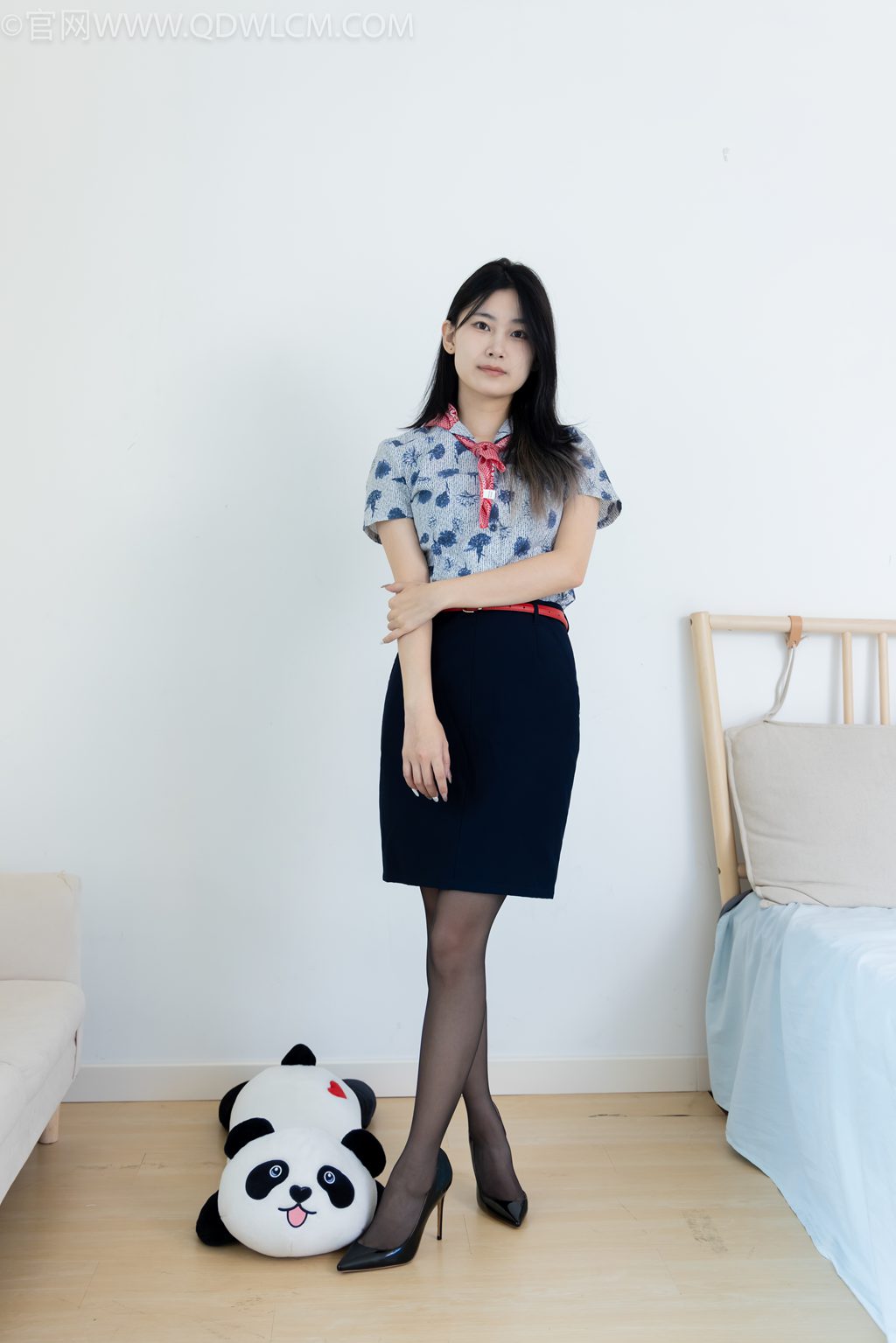 勿恋传媒 NO.2610 贝壳-万里高空 [158P/1V/3.85G] 其它写真-第2张