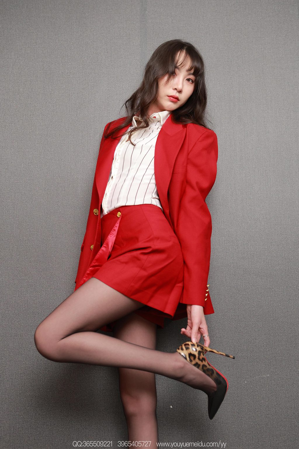 [IESS异思趣向] 2026.01.04 丝享家 2256 团团《红与黑（上）》[99P/157MB] IESS异思趣向-第2张